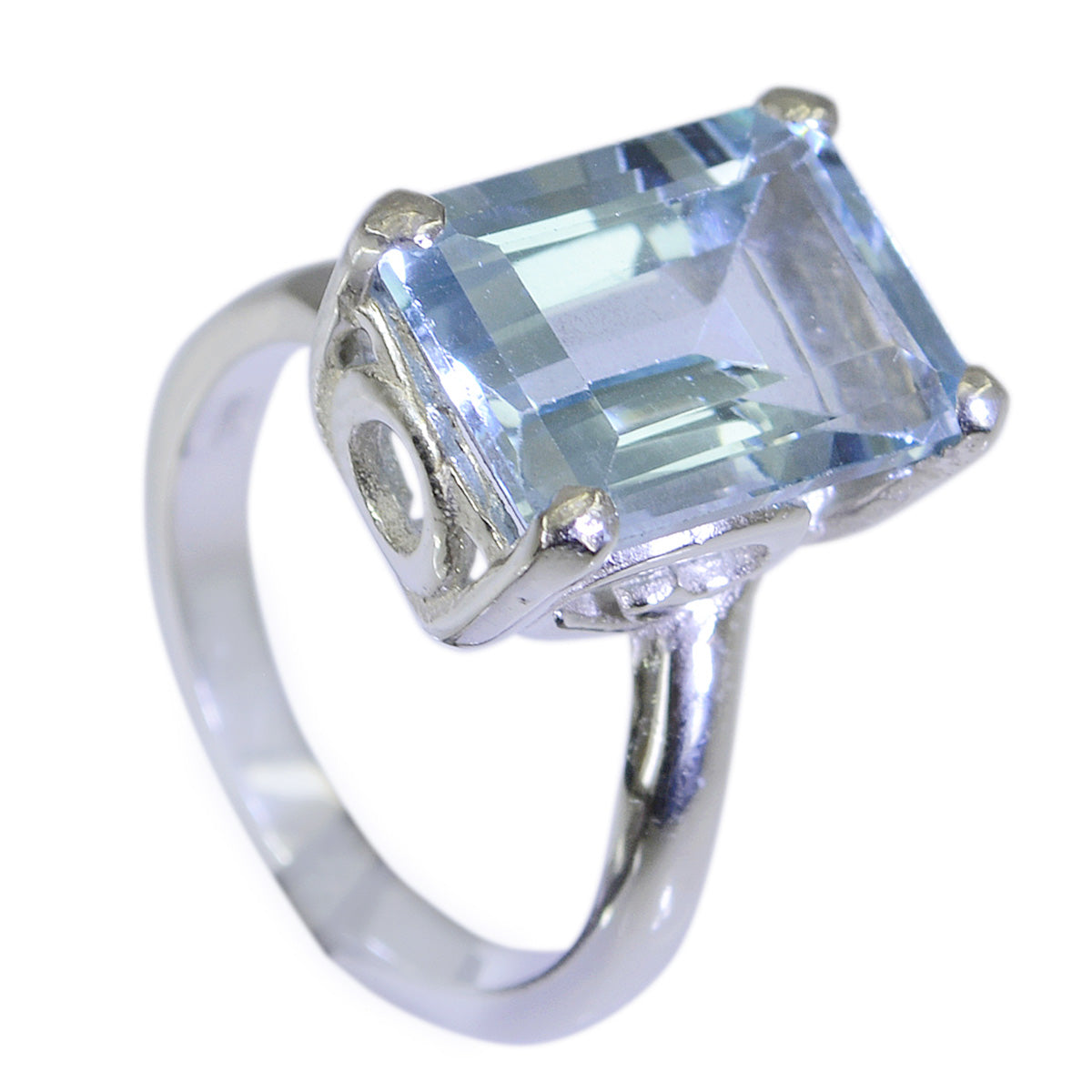 Anillo solitario de topacio azul marroquí en plata de ley con piedras preciosas azules, peso medio, estilo cuento de hadas. Imagen secundaria del producto