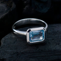 Blue Topaz Solitaire Indian 925 Silver Blue Gemstone Tiny Glamorous Ring Jewellery