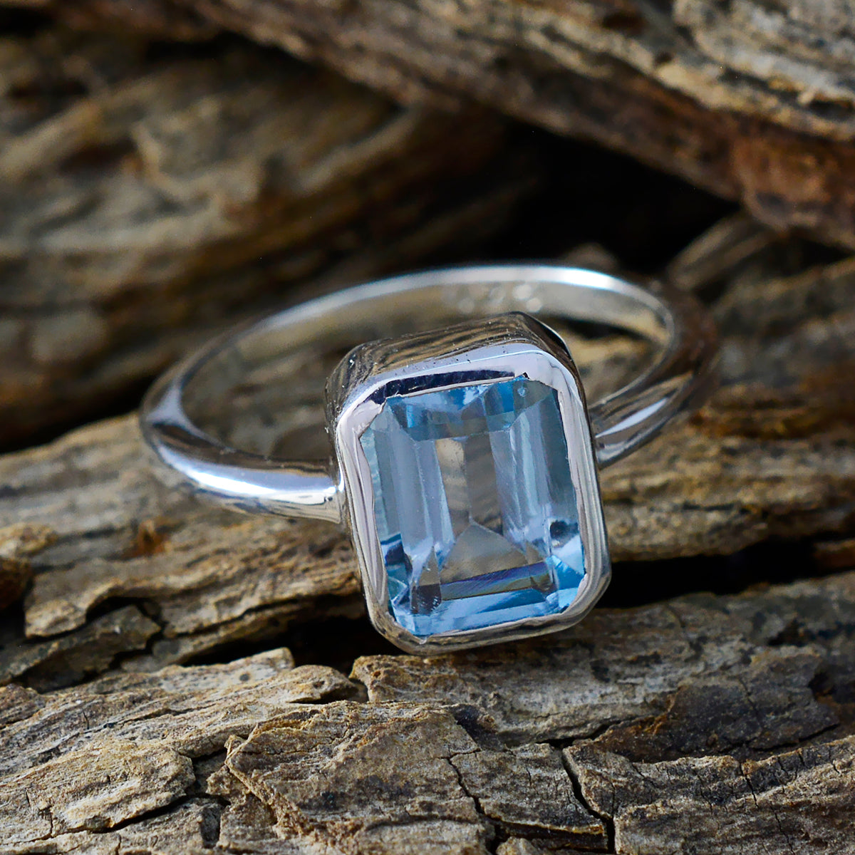 Blue Topaz Solitaire Korean Silver Blue Gemstone Whisper thin Modern Ring Jewellery