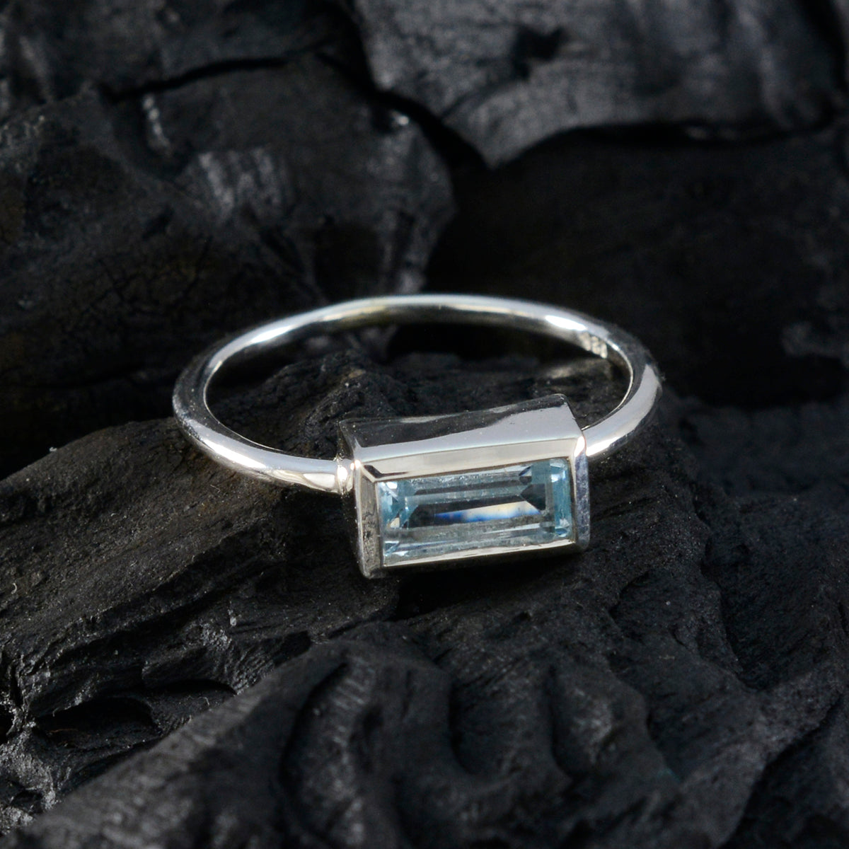 Blue Topaz Solitaire American Sterling Silver Blue Gems Delicate Modern Ring Jewellery