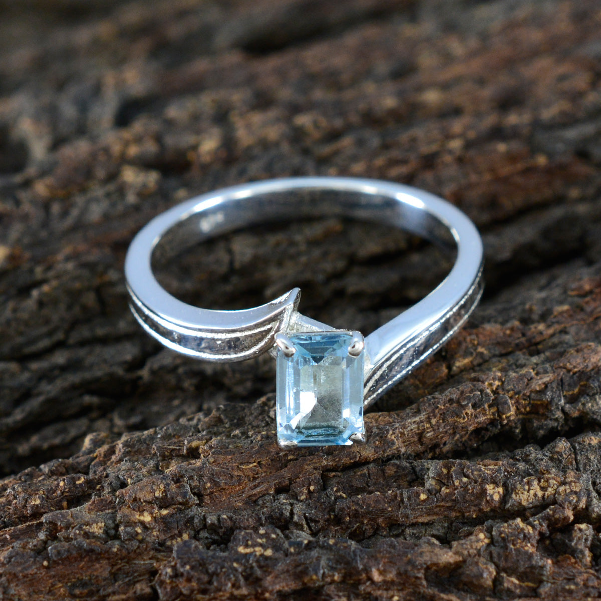 Blue Topaz Solitaire German Sterling Silver Blue Gems Featherlight Artisan Ring Jewelry