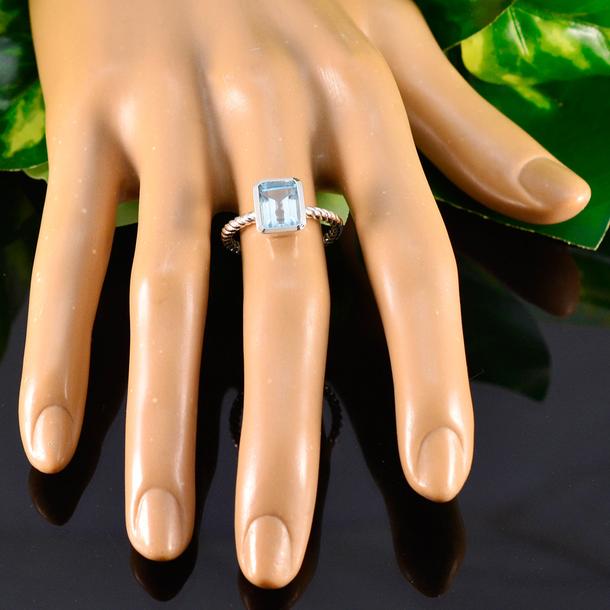 Blue Topaz Solitaire Russian 92.5 Silver Blue Gems Featherlight Glamorous Ring Jewellery