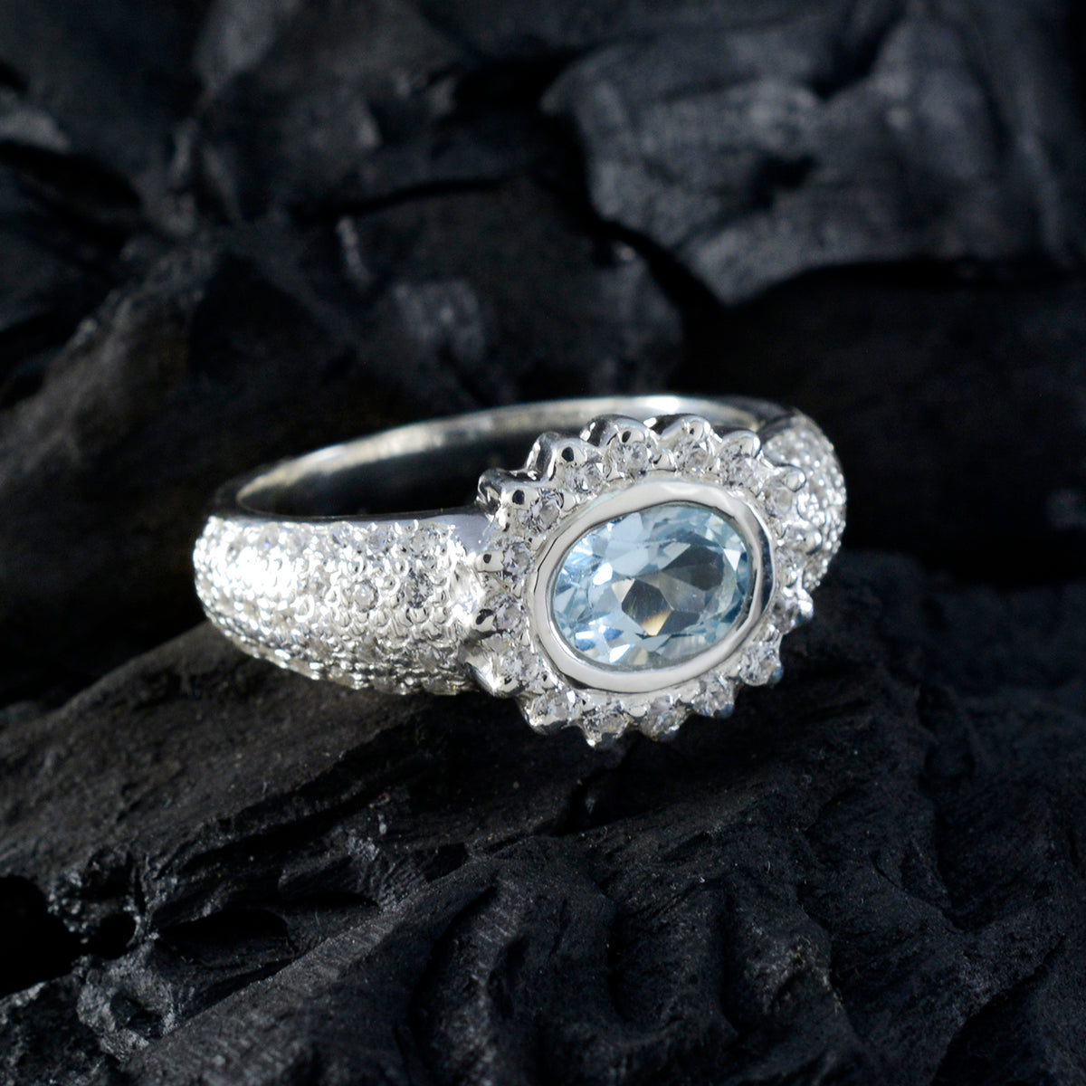 Blue Topaz Halo Indian 925 Silver Blue Gemstone Minimal Artisan Ring Jewellery