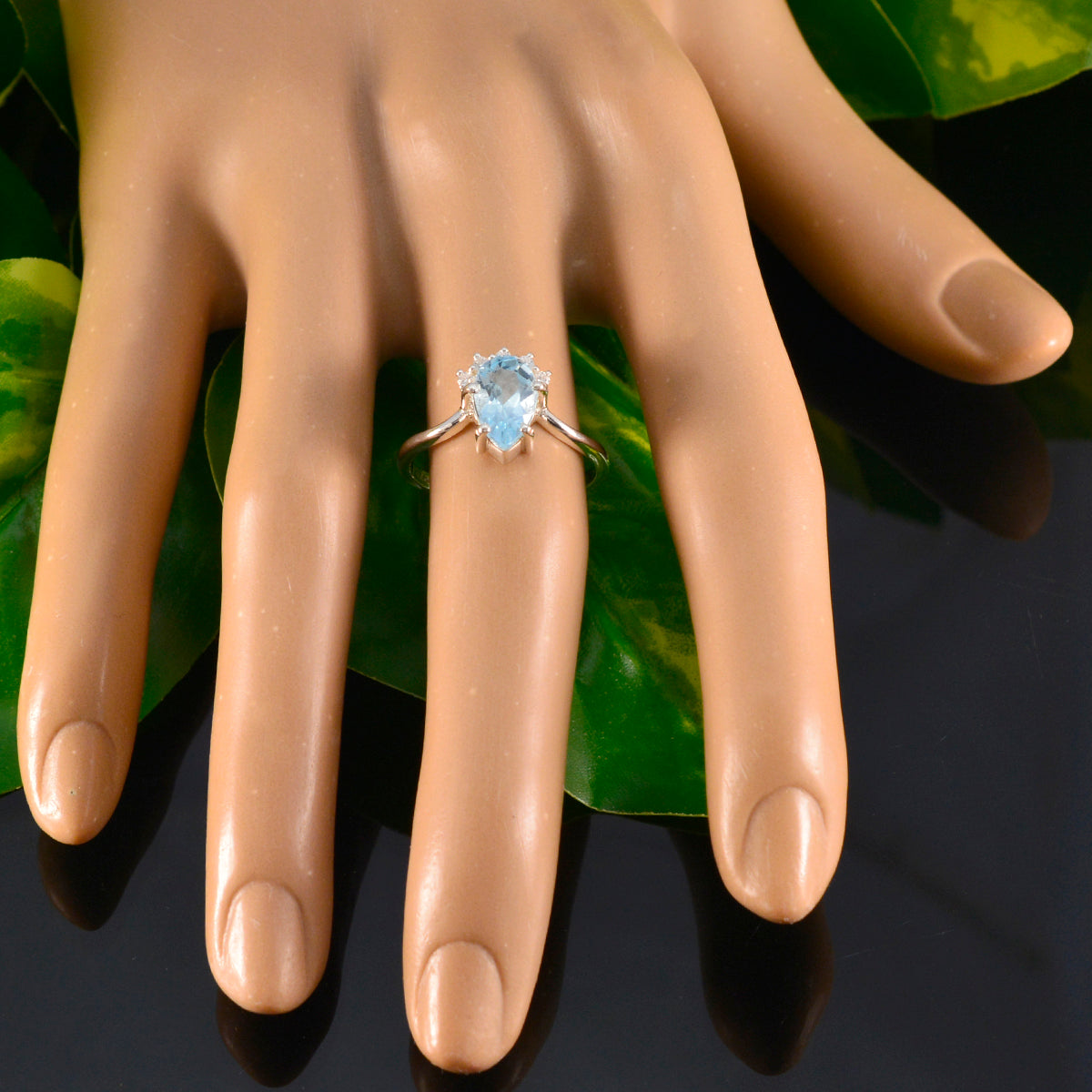 Blue Topaz Halo Japanese 925 Silver Blue Gemstones Delicate Modern Ring Jewelry