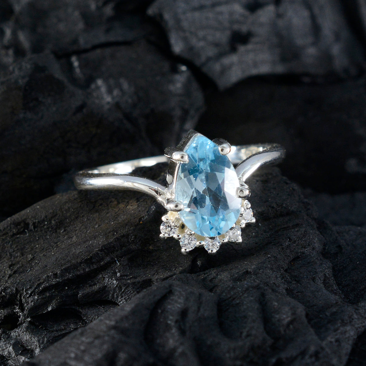 Blue Topaz Halo Japanese 925 Silver Blue Gemstones Delicate Modern Ring Jewelry