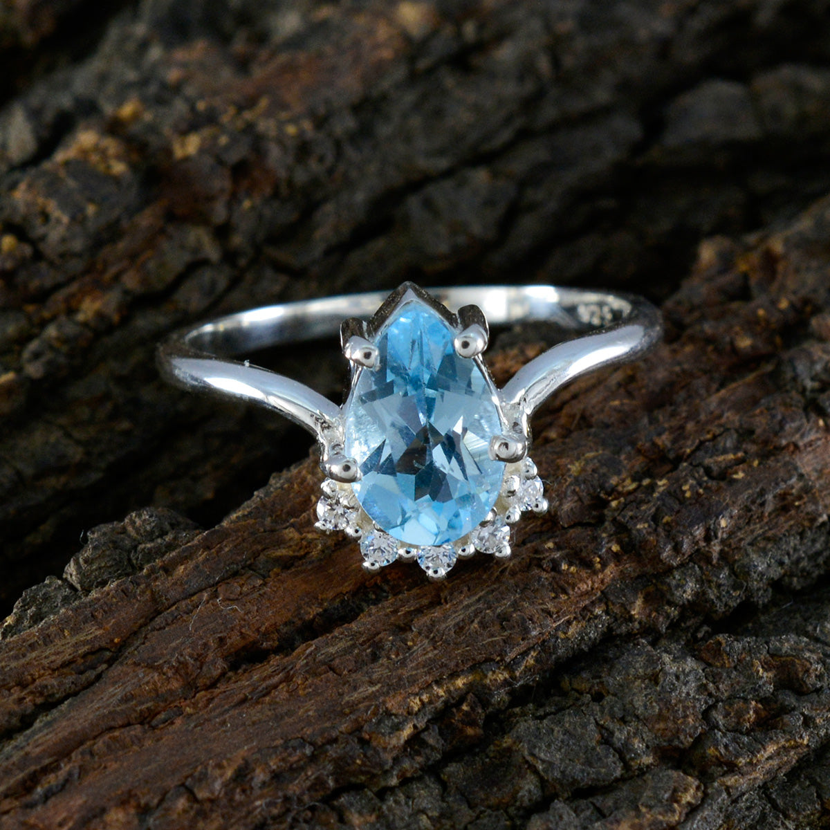 Blue Topaz Halo Japanese 925 Silver Blue Gemstones Delicate Modern Ring Jewelry