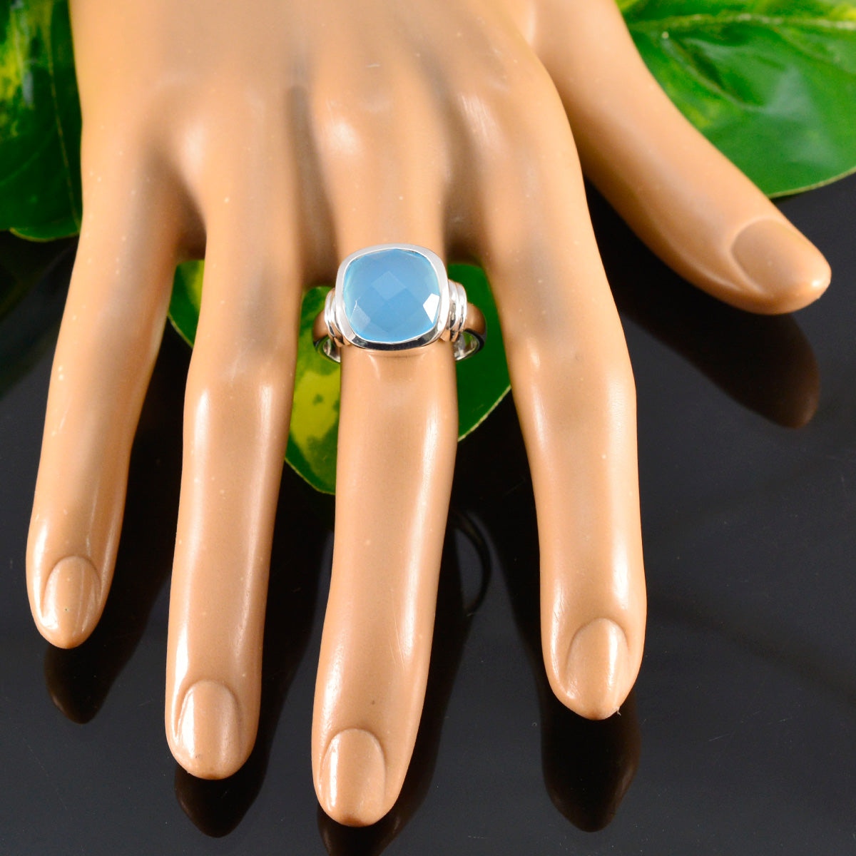 Aqua Chalcedony Solitaire African Silver Green Gems Eye catching Modern Ring Jewelry