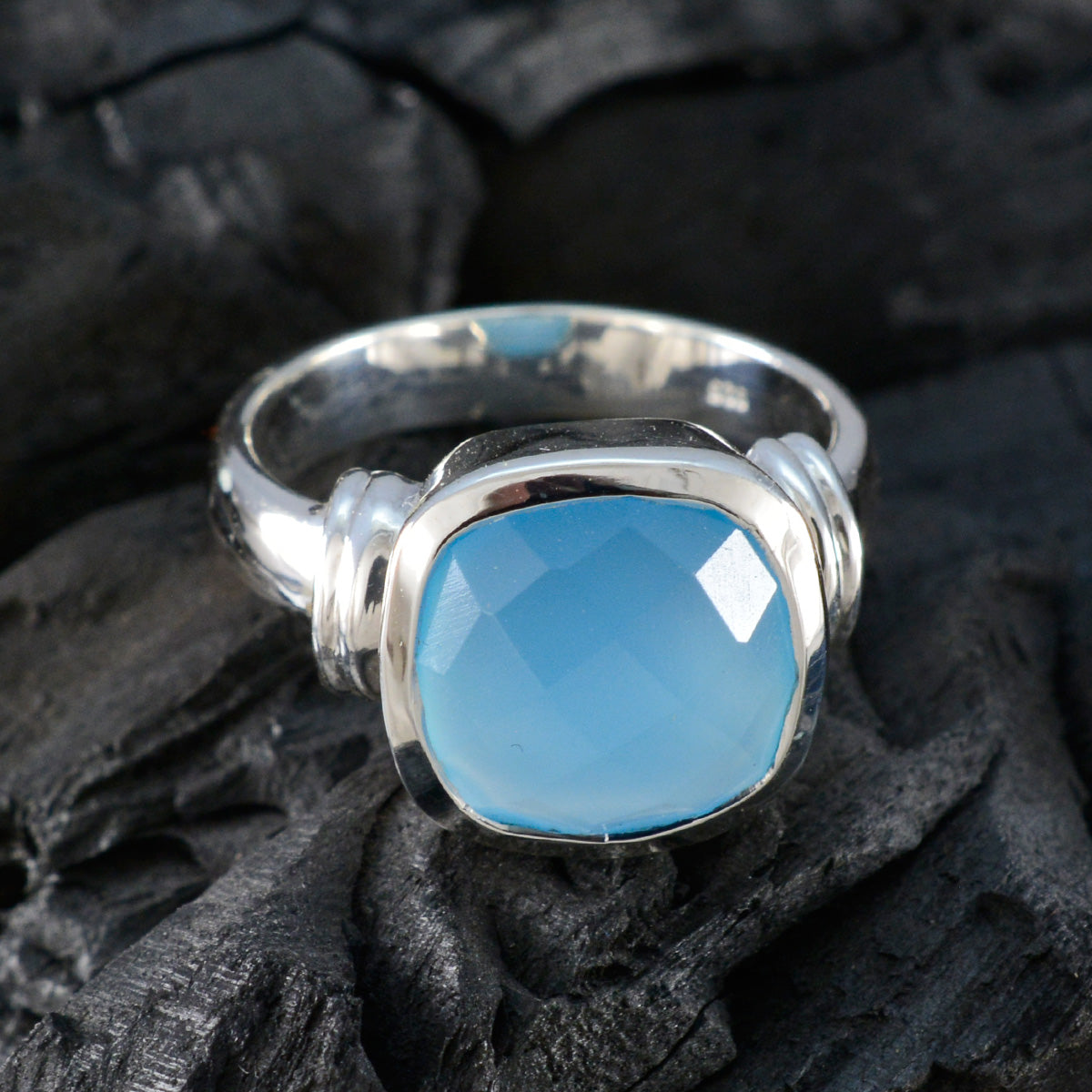 Aqua Chalcedony Solitaire African Silver Green Gems Eye catching Modern Ring Jewelry