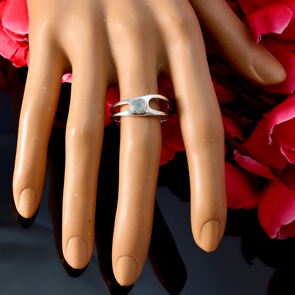 Blue Chalcedony Solitaire Korean 925 Silver Blue Gemstone Dainty Feminine Ring Jewelry