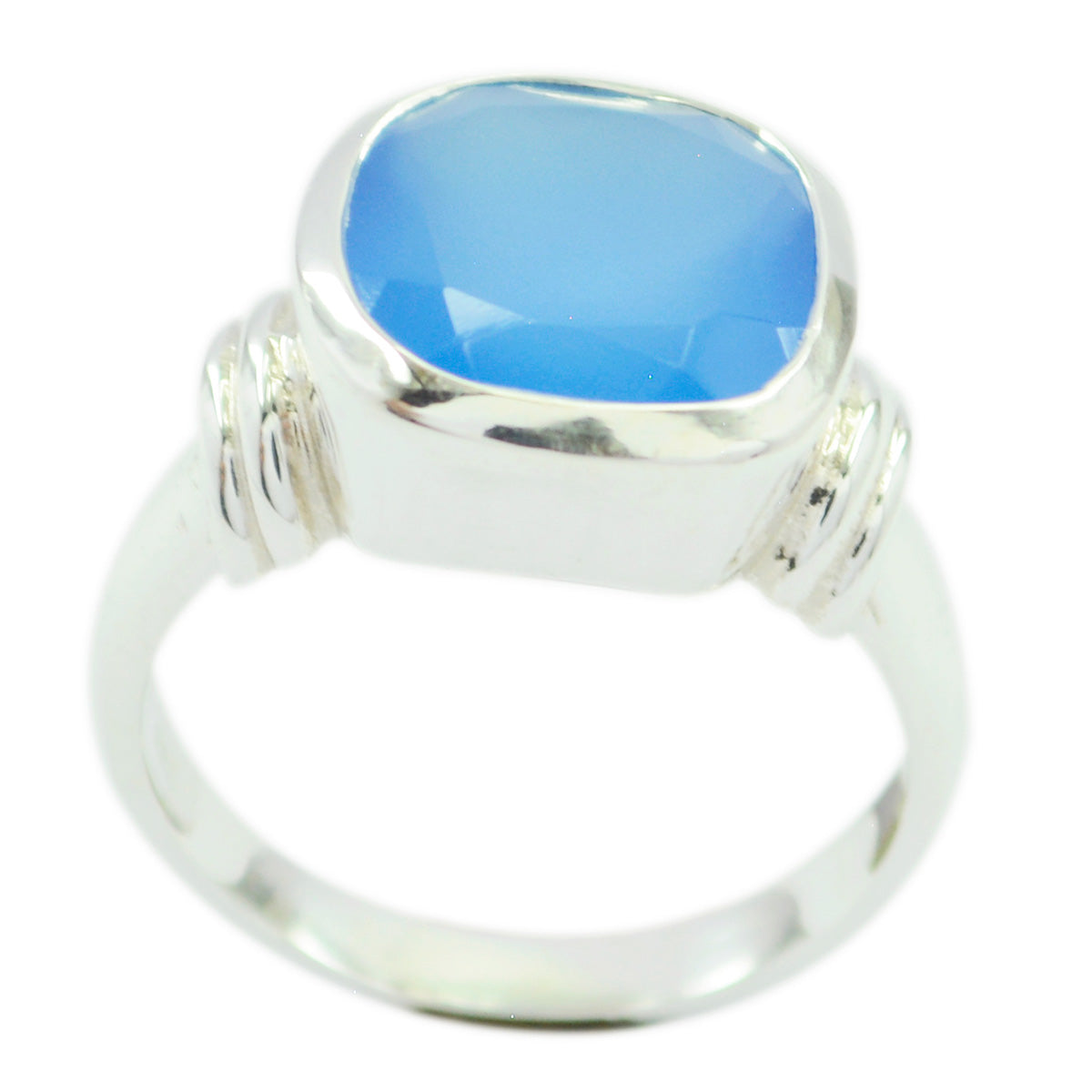 Blue Chalcedony Solitaire Egyptian 92.5 Silver Blue Gemstone Eye catching Armor Ring Jewellery