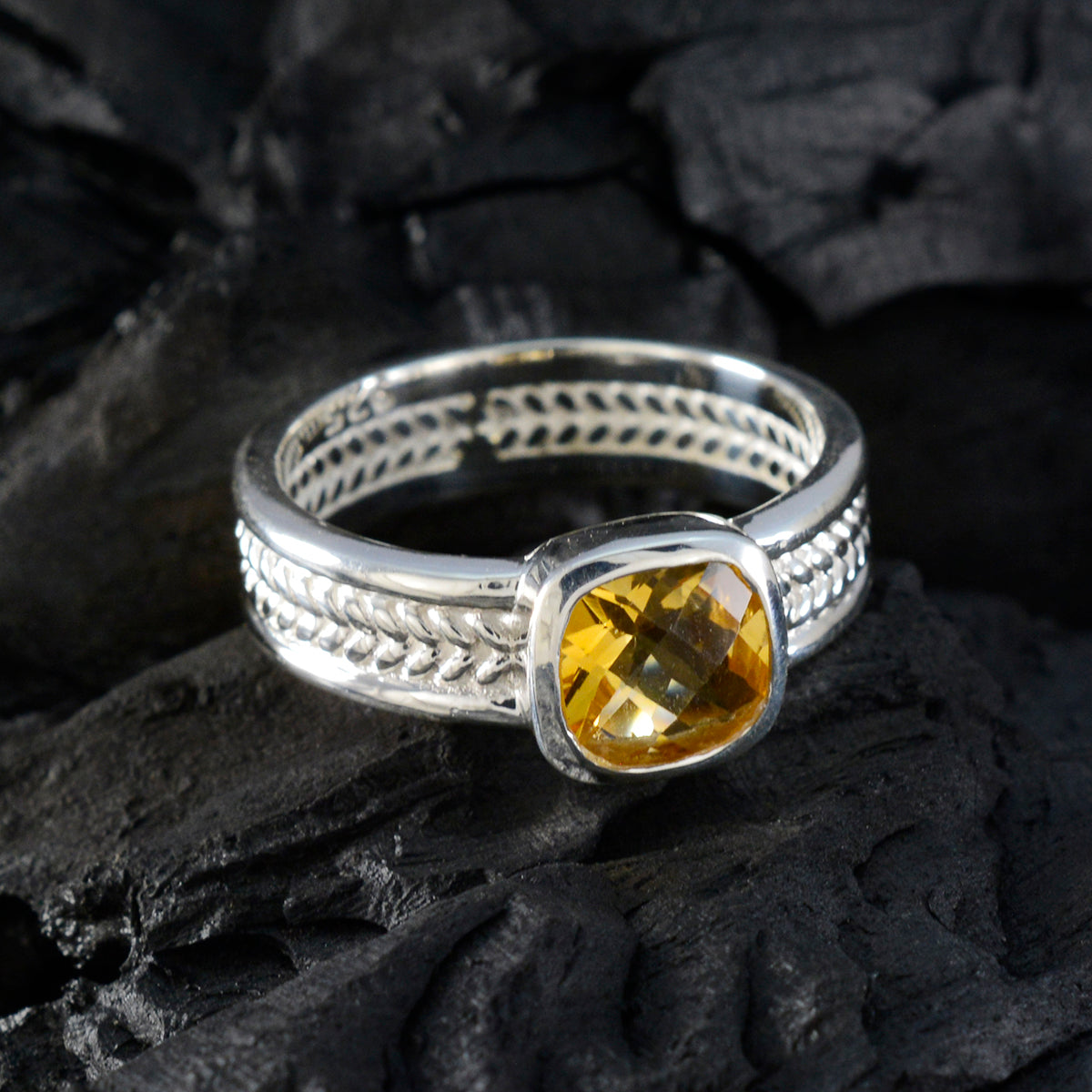 Citrine Solitaire Latin American 92.5 Silver Yellow Gemstone Mid weight Rope Wire Band Jewelry