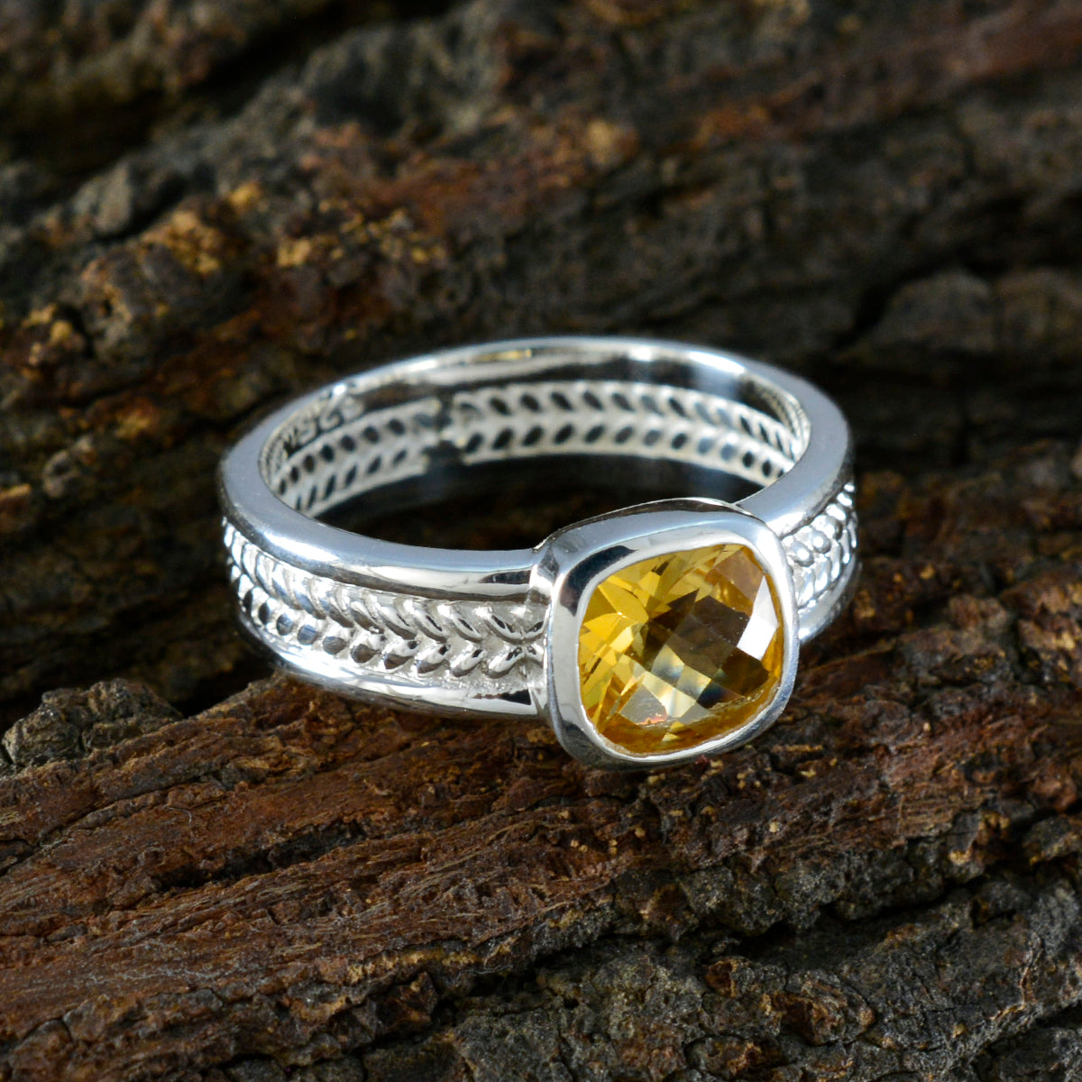 Citrine Solitaire Latin American 92.5 Silver Yellow Gemstone Mid weight Rope Wire Band Jewelry