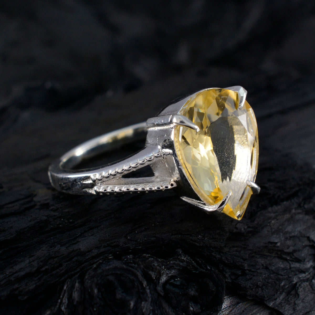 Citrine Solitaire Indian 925 Silver Yellow Gems Eye catching Feminine Ring Jewellery