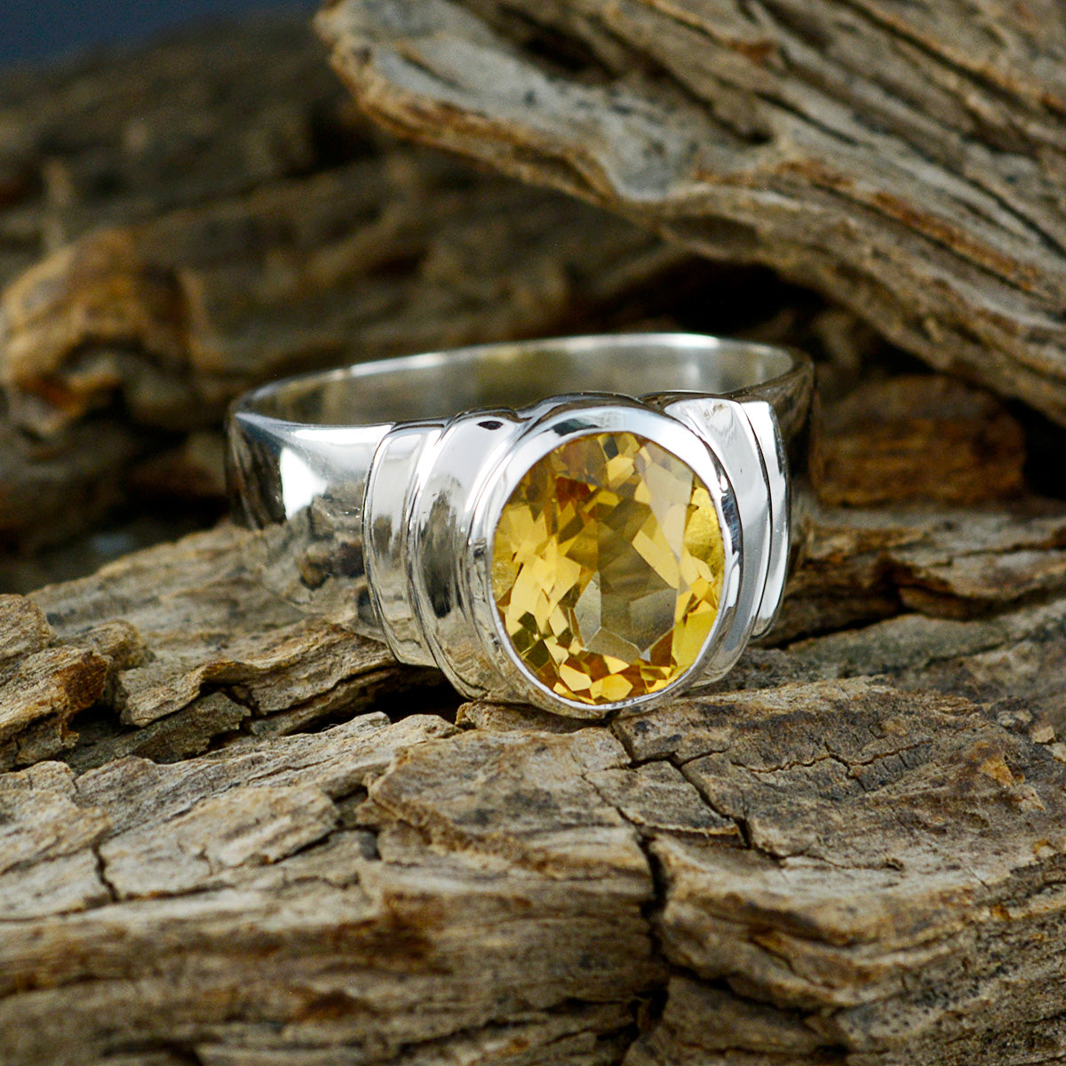 Citrine Solitaire Indian Sterling Silver Yellow Gemstone Eye catching Engagement Ring Jewelry