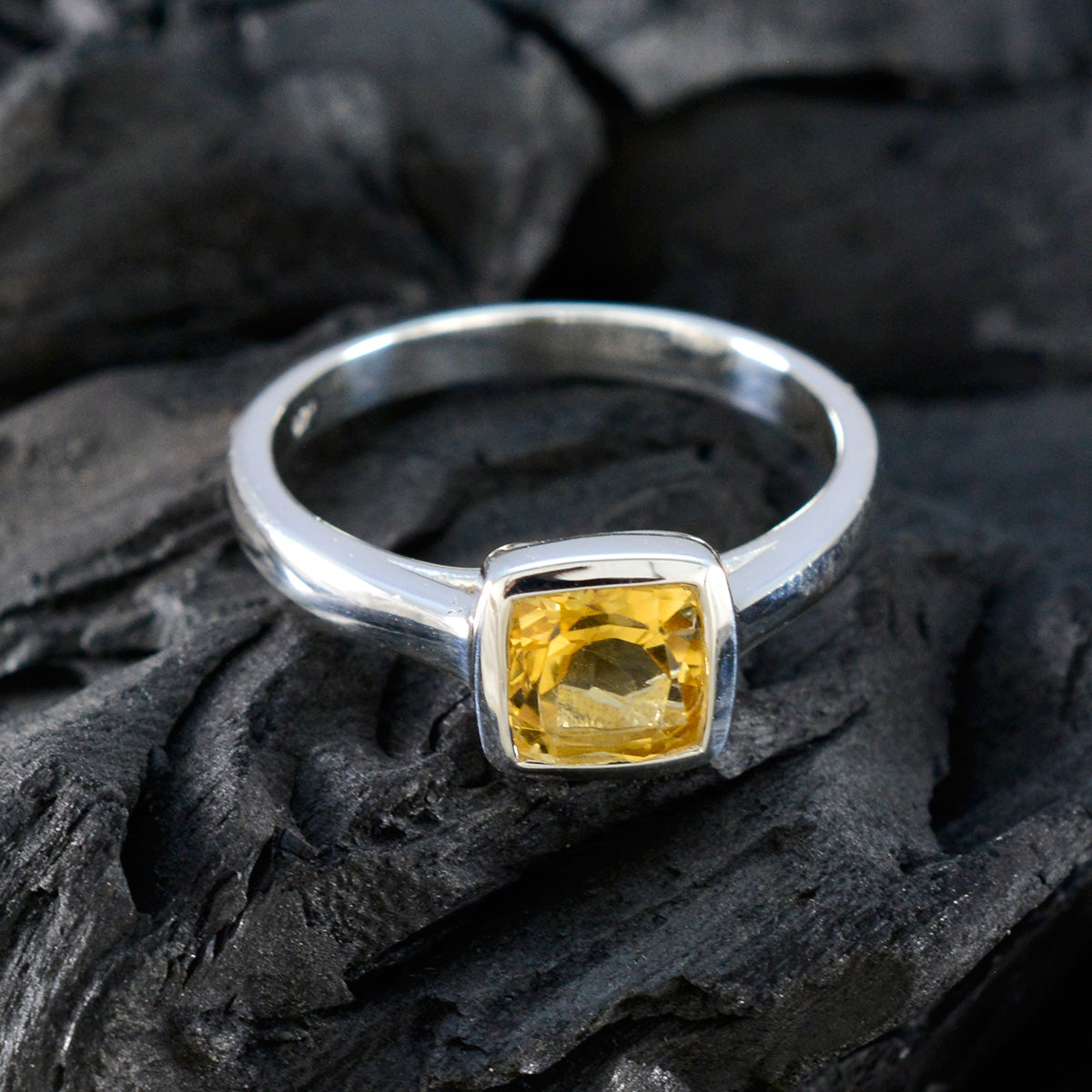 Citrine Solitaire Russian Silver Yellow Gemstone Featherlight Graceful Ring Jewelry