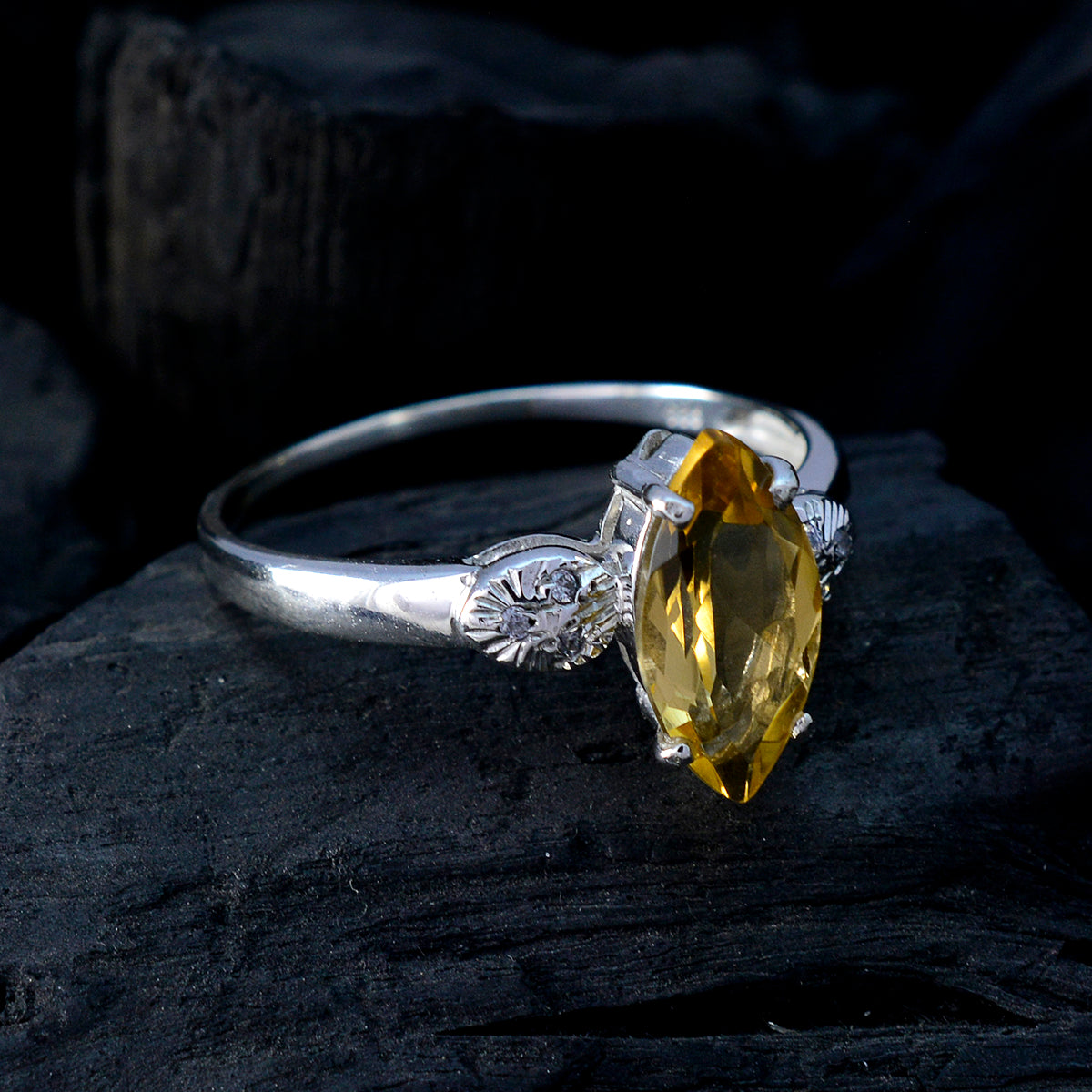 Citrine Halo Japanese Sterling Silver Yellow Gemstone Dainty Luxurious Ring Jewelry
