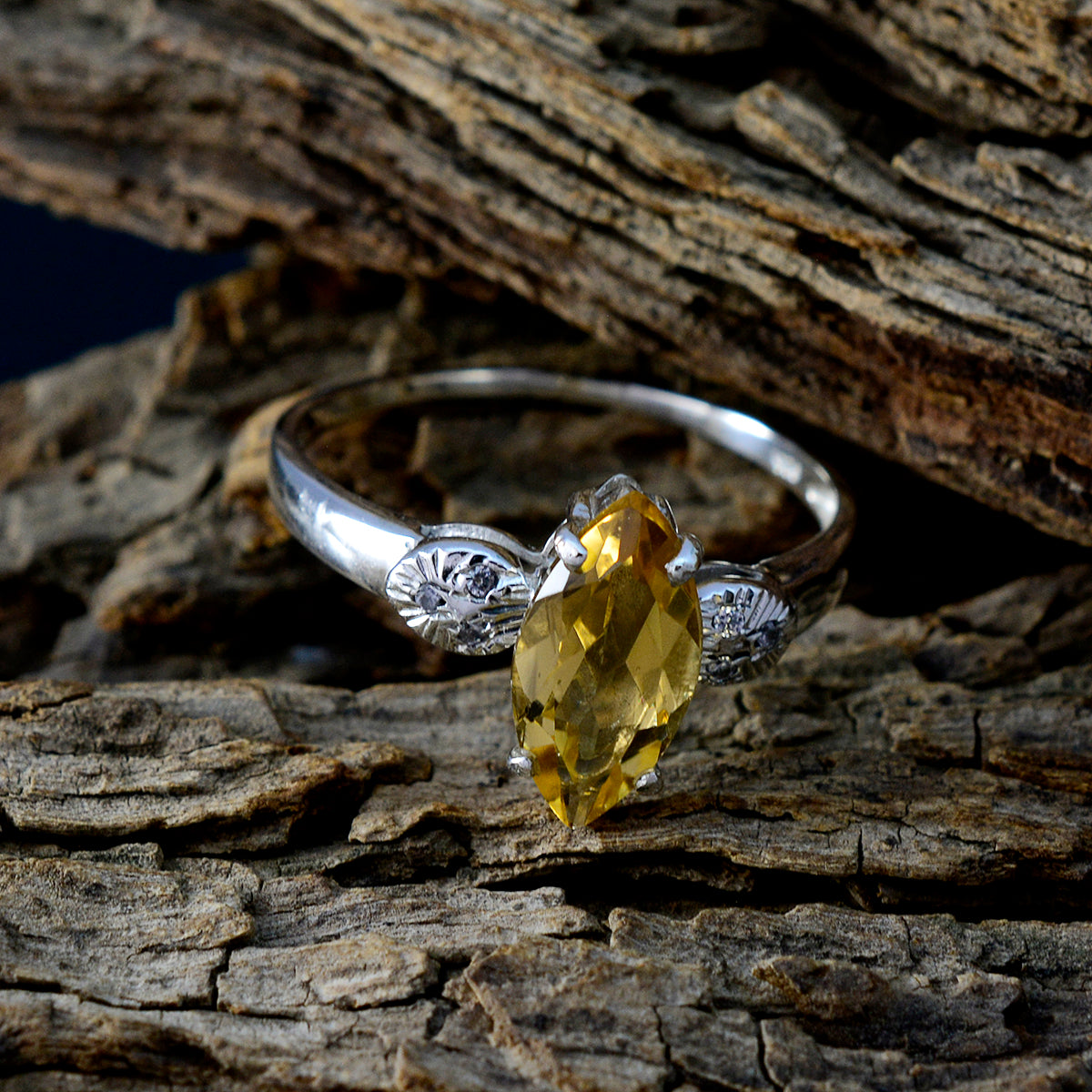 Citrine Halo Japanese Sterling Silver Yellow Gemstone Dainty Luxurious Ring Jewelry