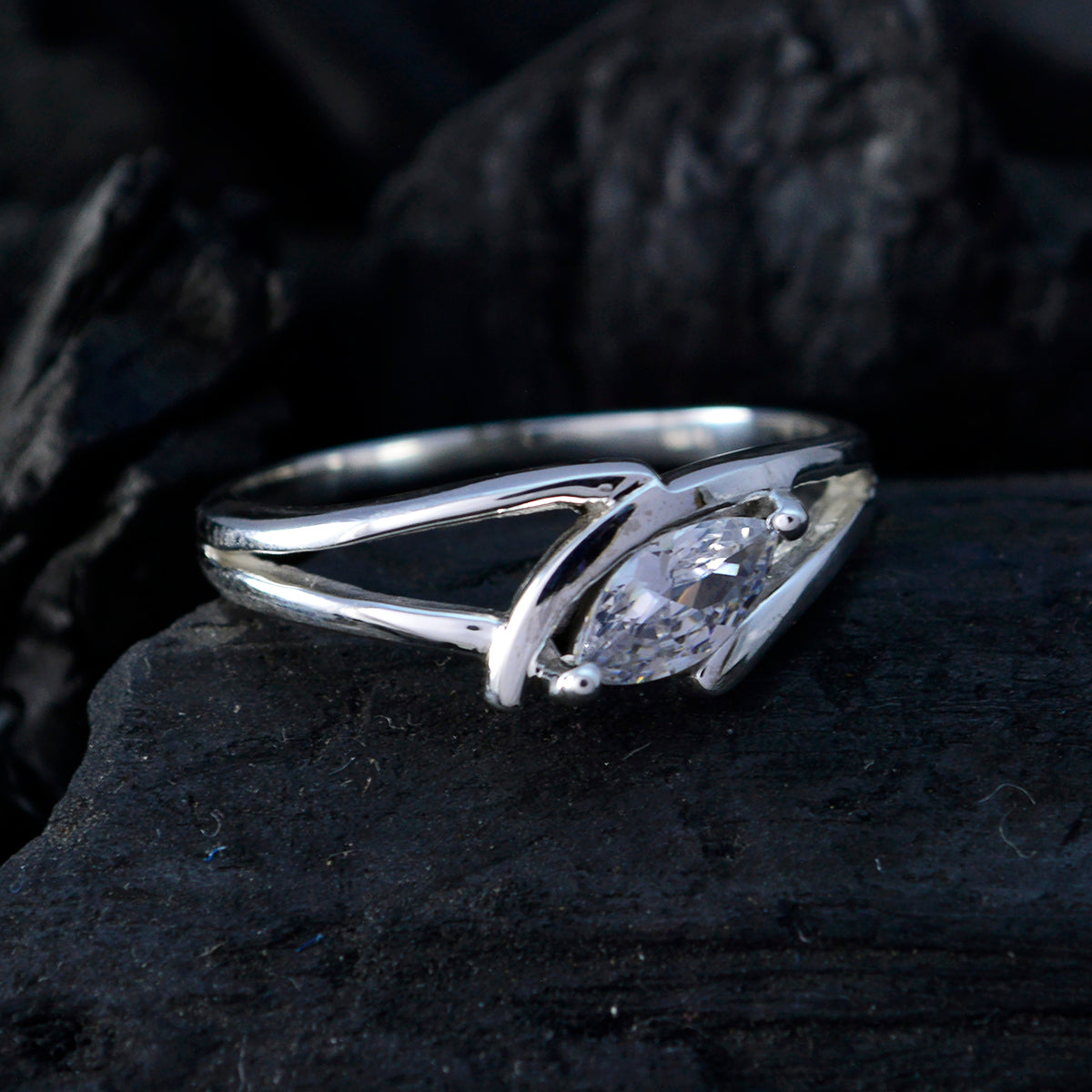 Crystal Quartz Solitaire Turkish 925 Silver White Gemstone Dainty Modern Ring Jewellery