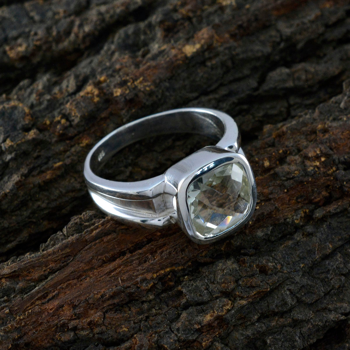 Green Amethyst Solitaire German Silver Green Gemstones Eye catching Contemporary Ring Jewelry