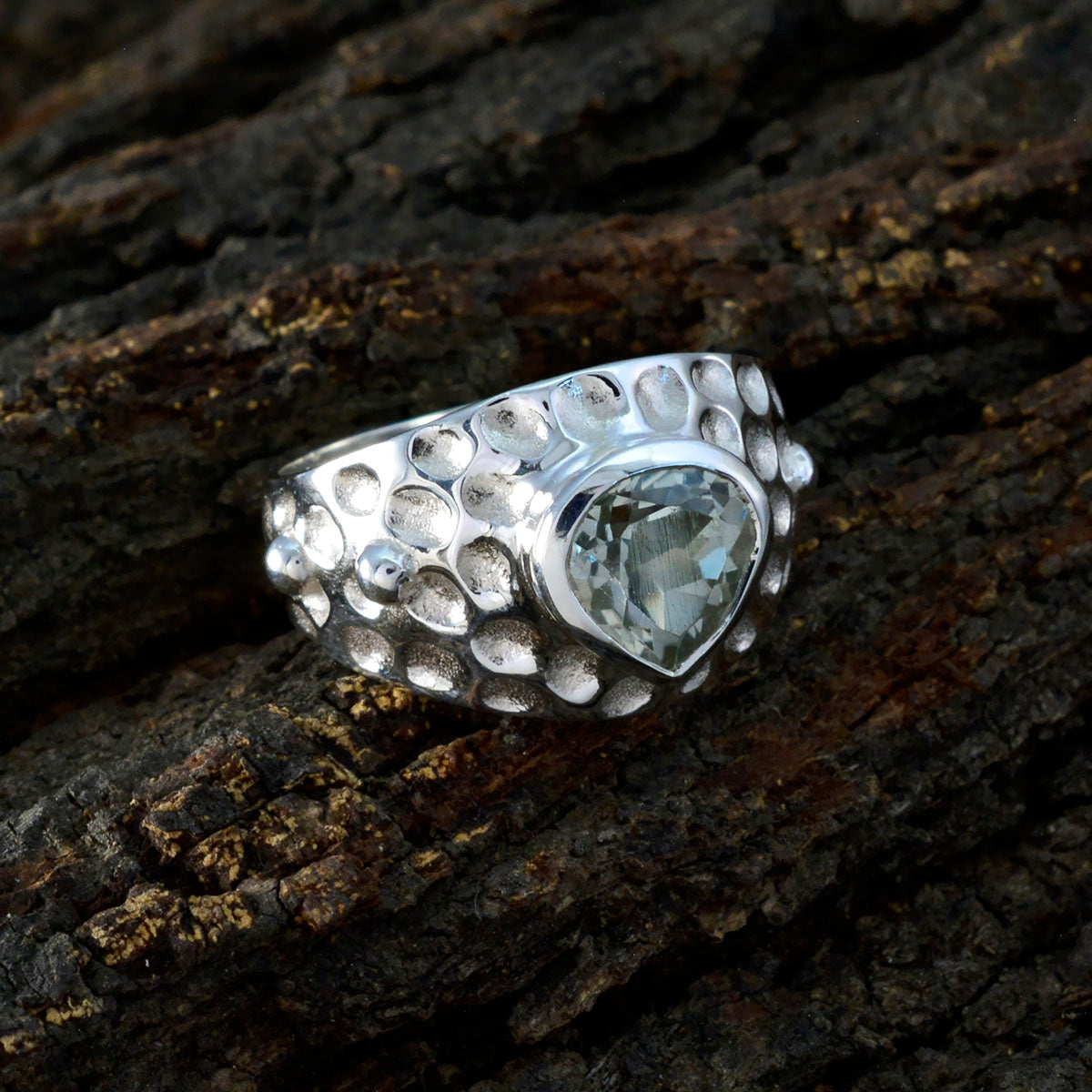 Green Amethyst Solitaire Egyptian Silver Green Gems Classic Luxurious Ring Jewellery