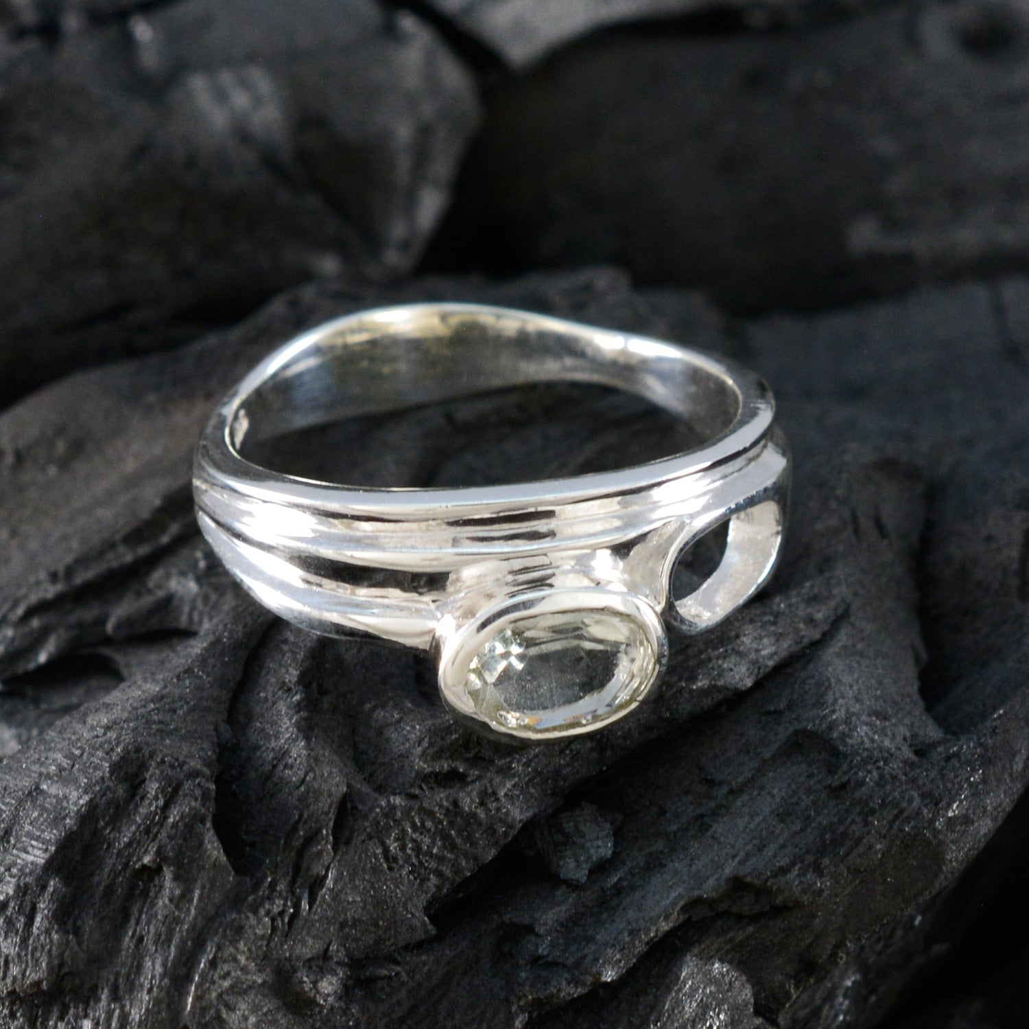 Green Amethyst Solitaire Japanese 925 Sterling Silver Green Gems Whisper thin Abstract Ring Jewelry