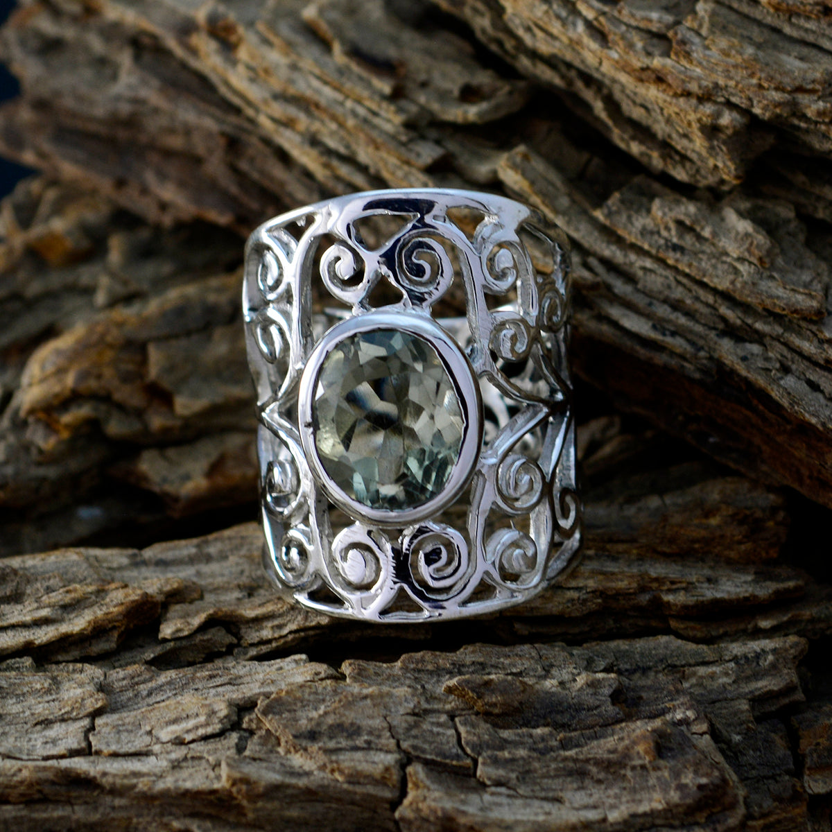 Green Amethyst Solitaire Italian Sterling Silver Green Gemstones Eye catching Filigree Ring Jewellery