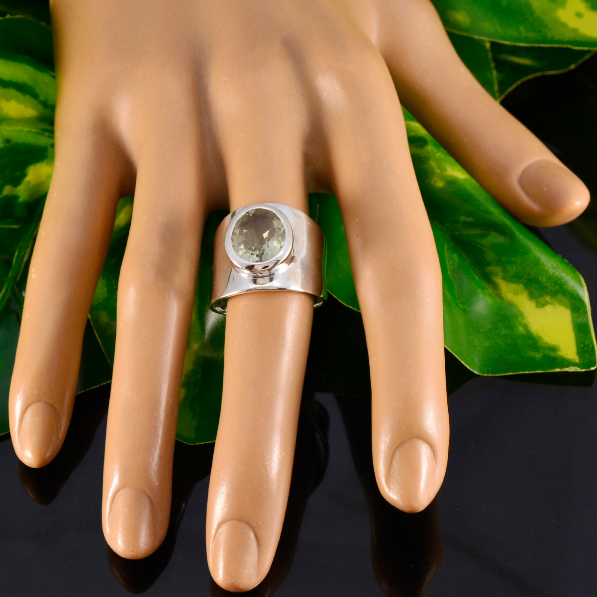 Green Amethyst Solitaire Indian Sterling Silver Green Gemstone Versatile Armor Ring Jewellery