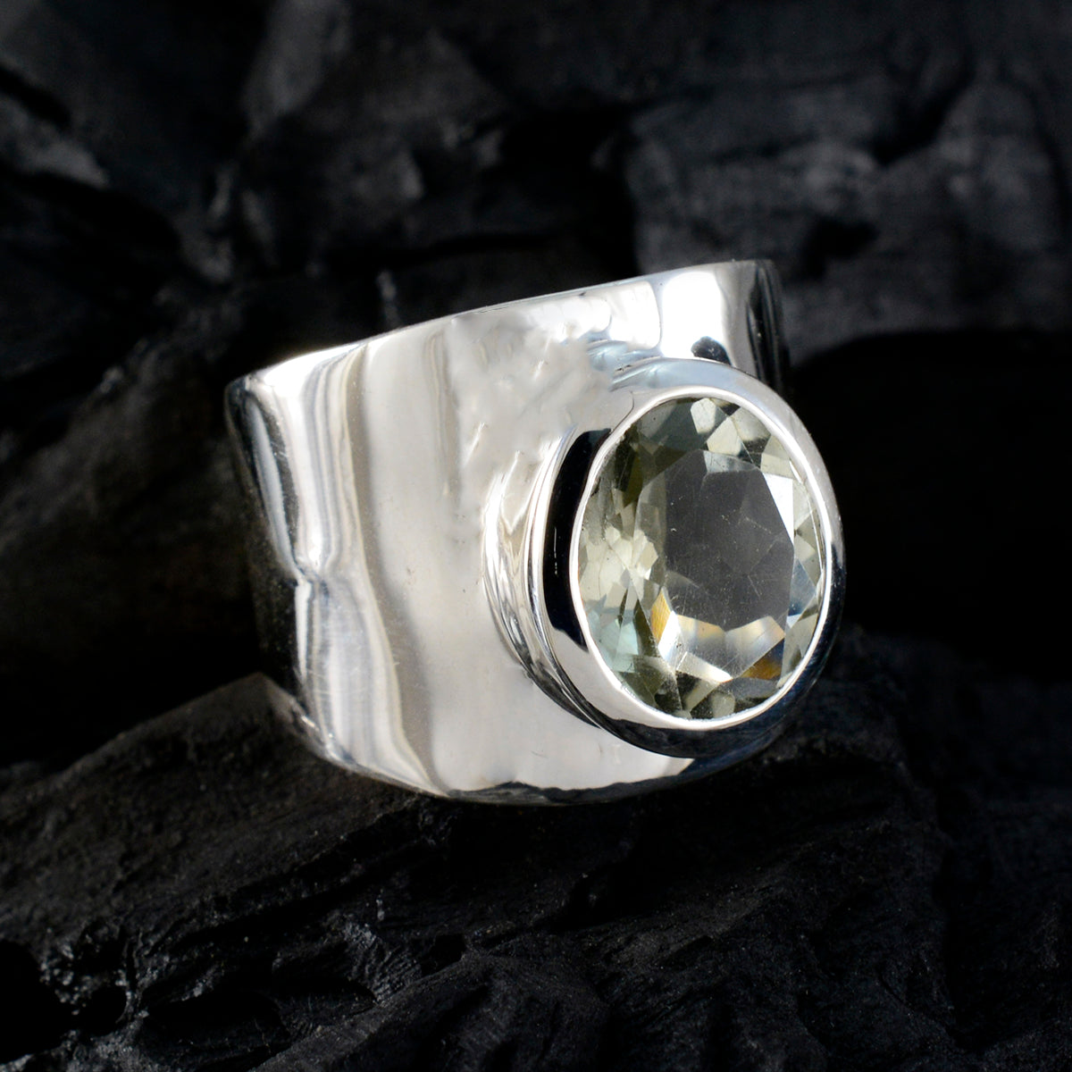 Green Amethyst Solitaire Indian Sterling Silver Green Gemstone Versatile Armor Ring Jewellery