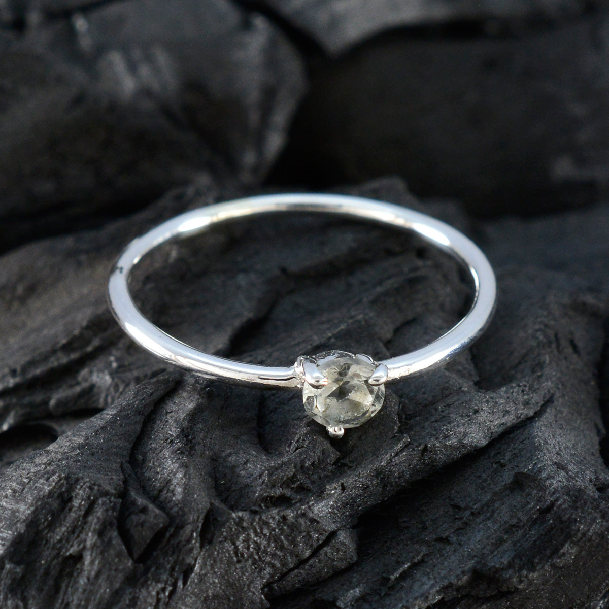 Green Amethyst Solitaire Korean Silver Green Gemstones Minimalist Graceful Ring Jewelry