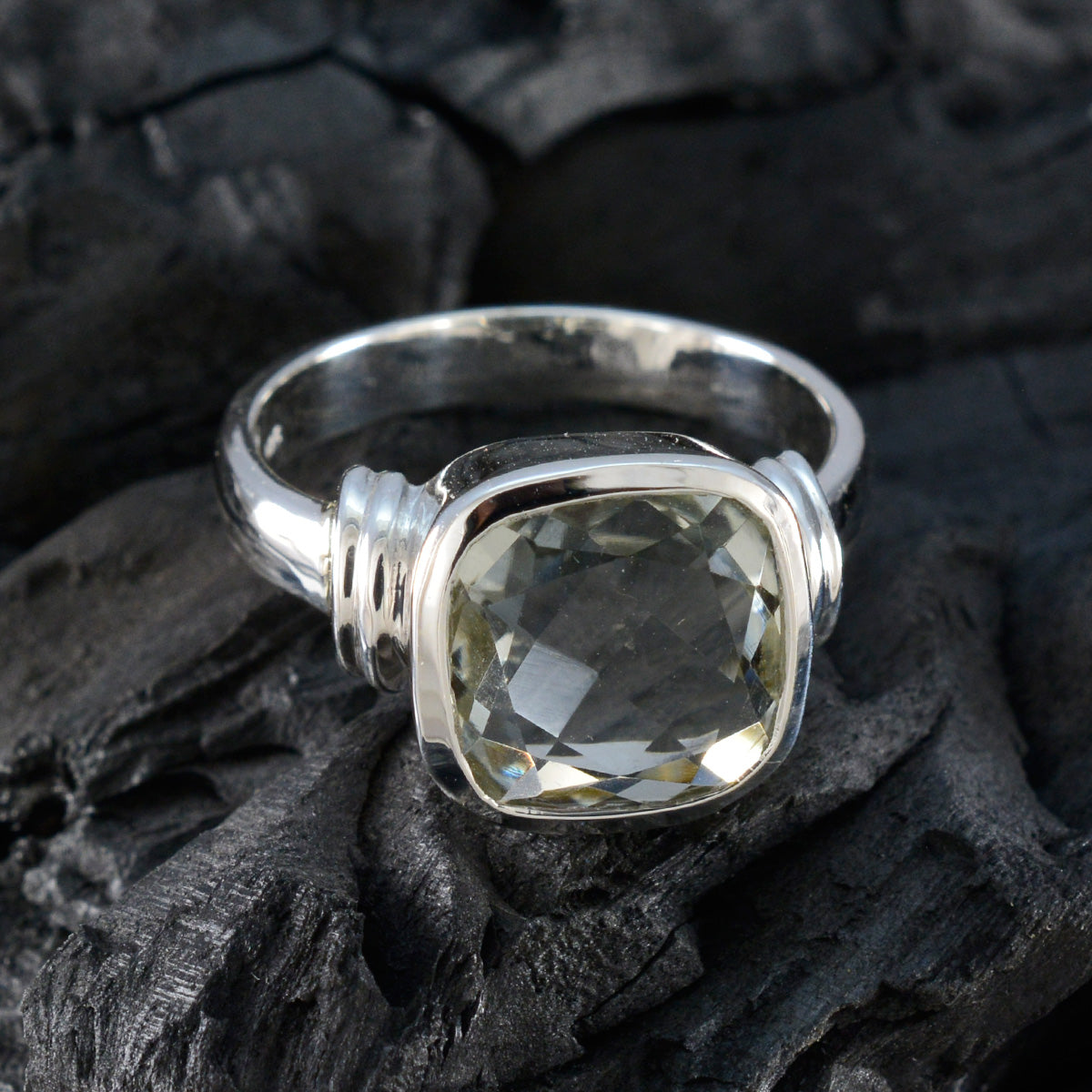 Green Amethyst Solitaire French 925 Sterling Silver Green Gemstones Eye catching Signet Ring Jewelry