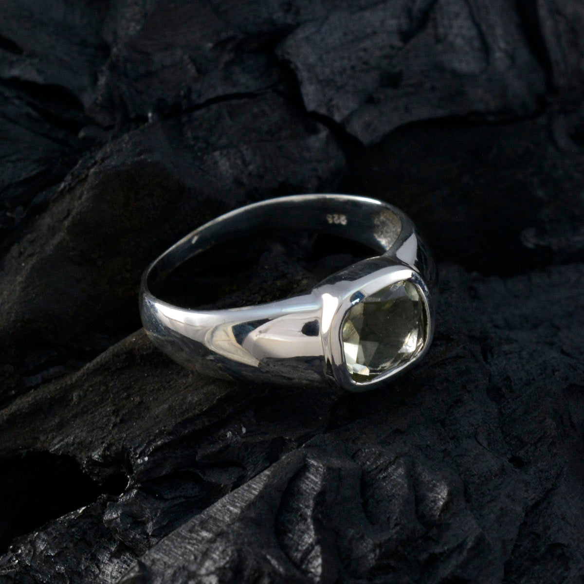 Green Amethyst Solitaire African 92.5 Silver Green Gems Tiny Artisan Ring Jewellery