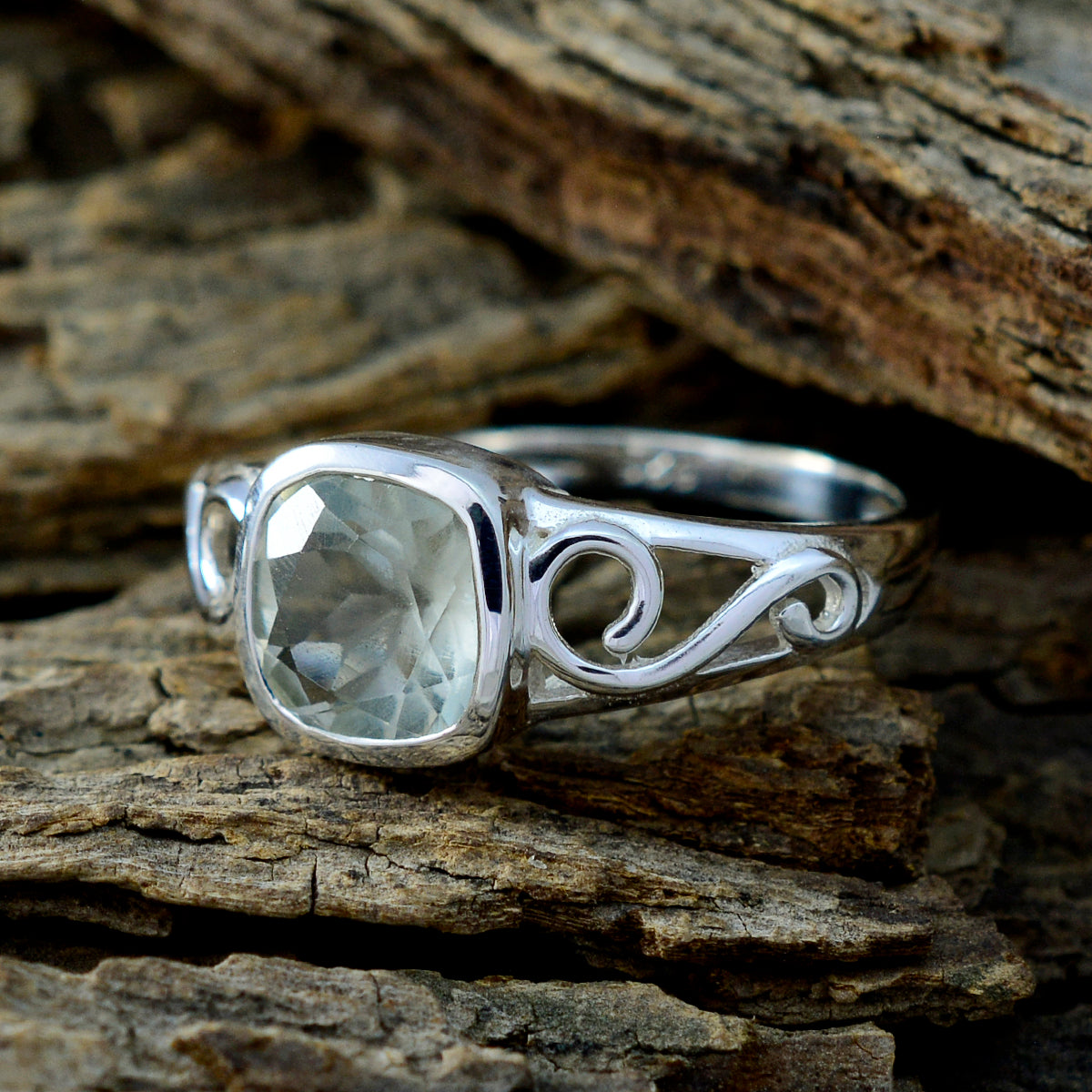 Green Amethyst Solitaire American 92.5 Silver Green Gems Whisper thin Fairytale Ring Jewelry