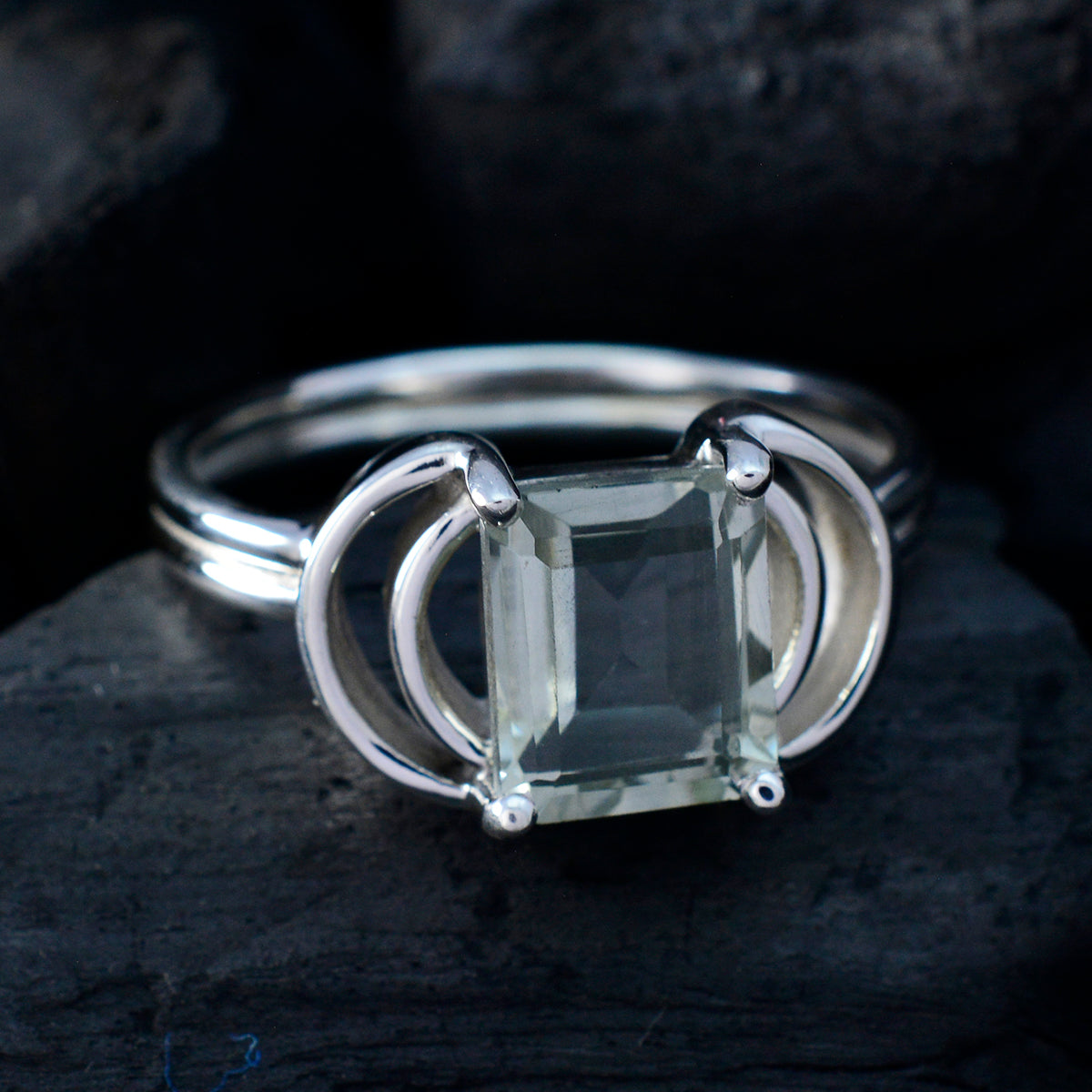 Green Amethyst Solitaire Indian Sterling Silver Green Gems Eye catching Trendy Ring Jewelry