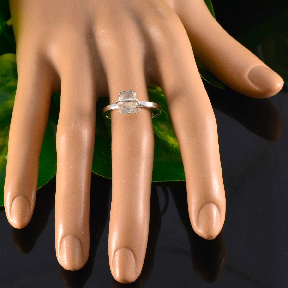 Green Amethyst Solitaire Korean Sterling Silver Green Gemstone Dainty Modern Ring Jewellery