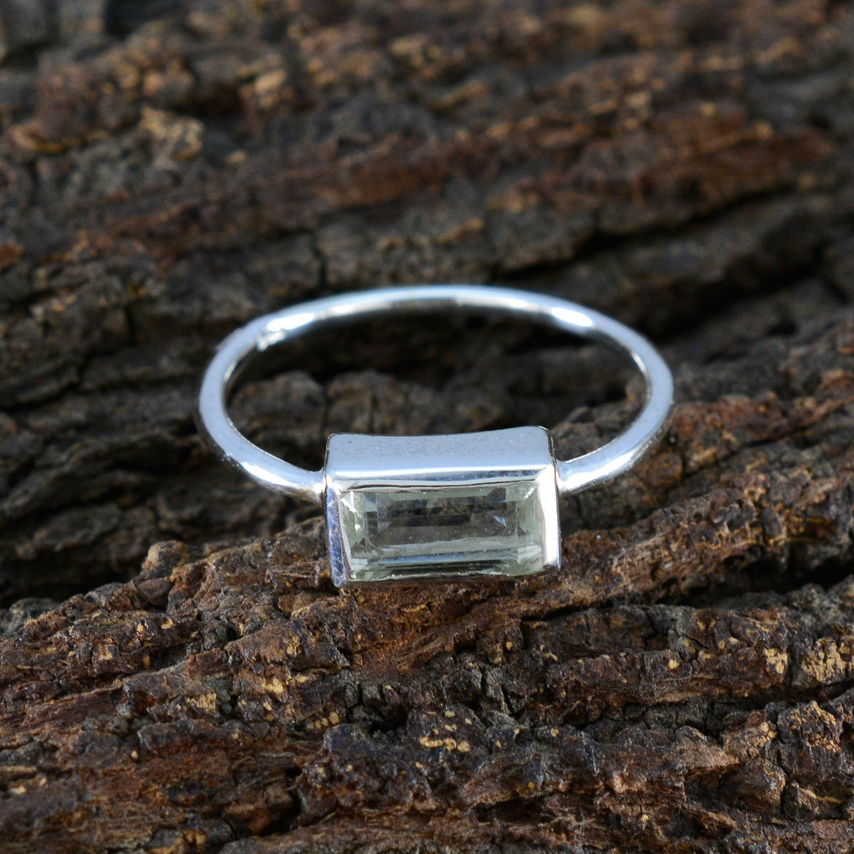 Green Amethyst Solitaire Japanese 92.5 Silver Green Gemstones Delicate Abstract Ring Jewellery