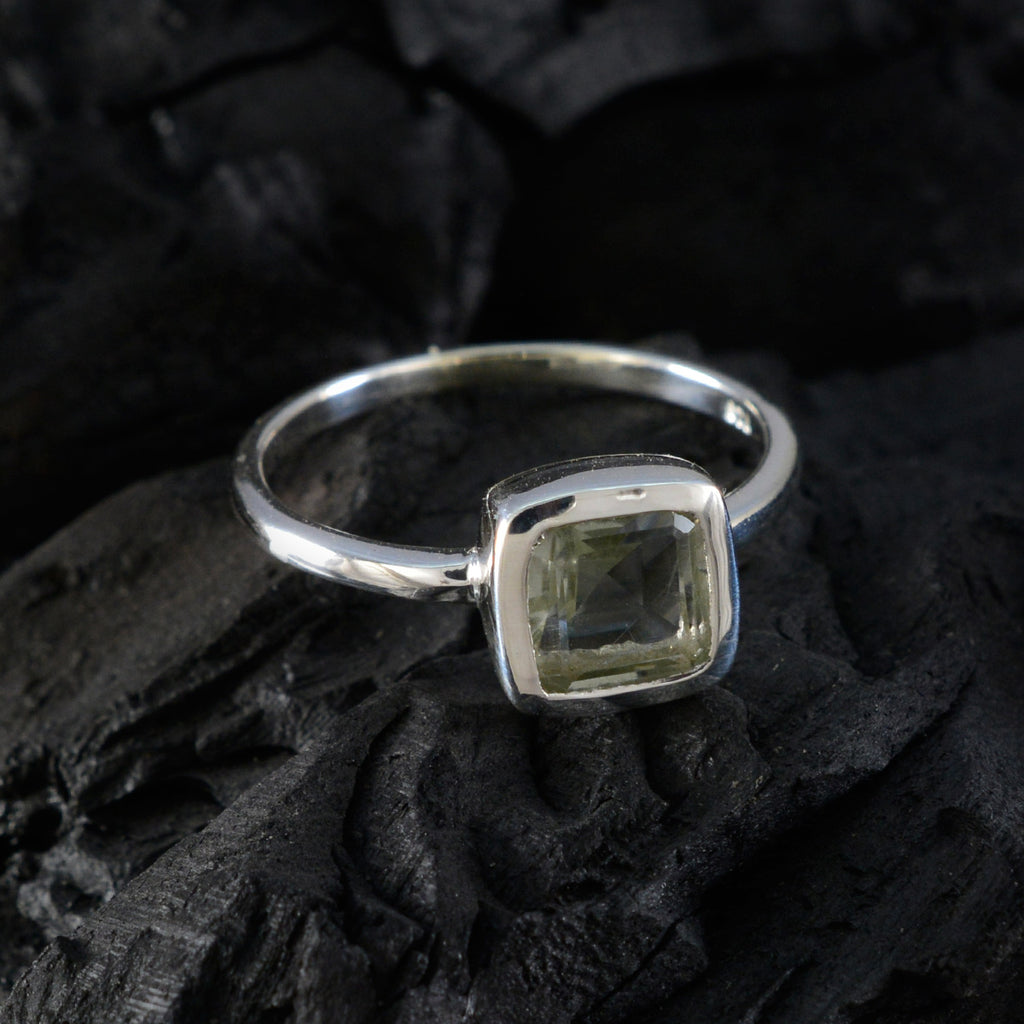 Green Amethyst Solitaire Japanese Sterling Silver Green Gemstone Dainty Luxurious Ring Jewellery