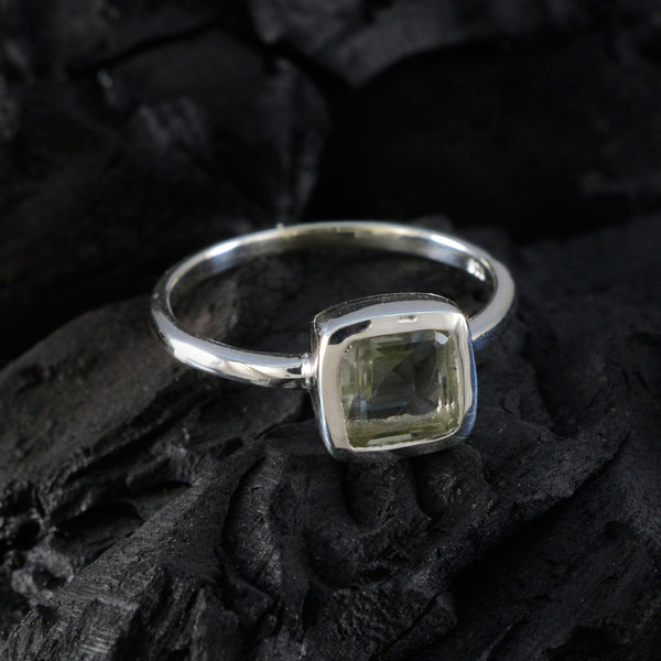 Green Amethyst Solitaire Japanese Sterling Silver Green Gemstone Dainty Luxurious Ring Jewellery