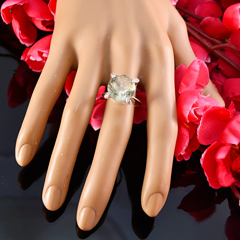 Grüner Amethyst Halo, deutsches Silber, grüne Edelsteine, schmaler Kunsthandwerker-Ring, Schmuck