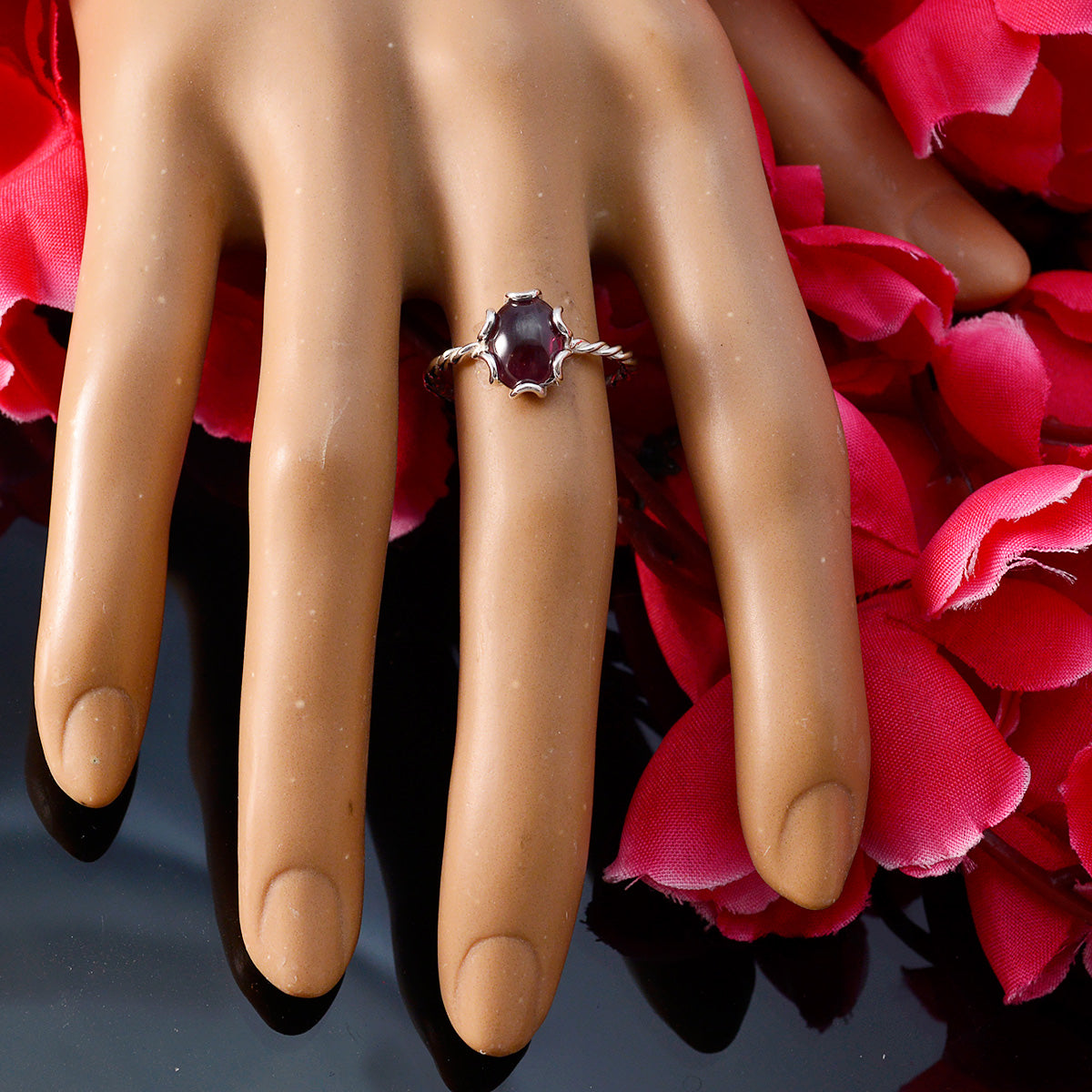 Garnet Solitaire American Silver Red Gems Elegant  Twist Ring Jewelry