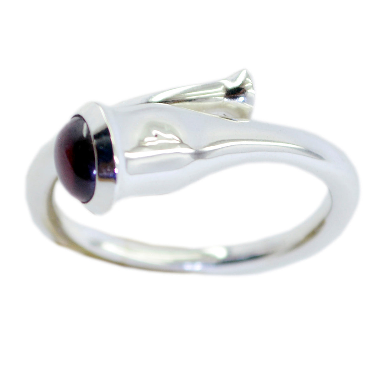 Garnet Solitaire German Sterling Silver Red Gemstones Mid weight Glamorous Ring Jewelry