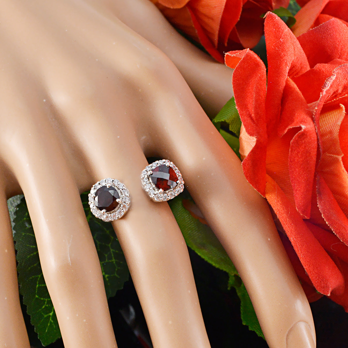 Garnet Toi et Moi African Silver Red Gemstones Tiny Love Ring Jewellery