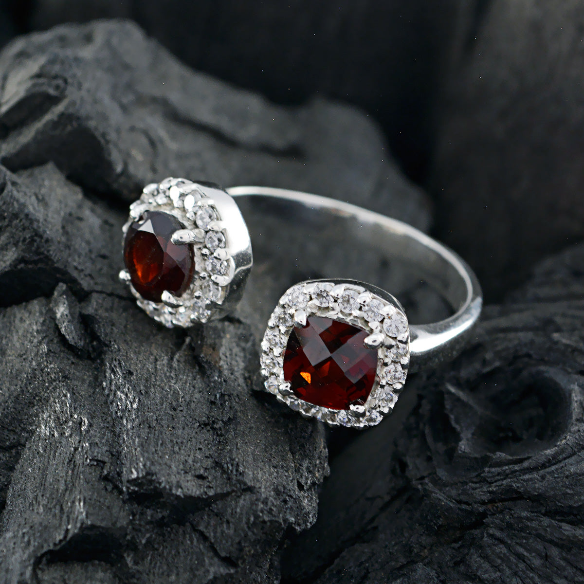 Garnet Toi et Moi African Silver Red Gemstones Tiny Love Ring Jewellery