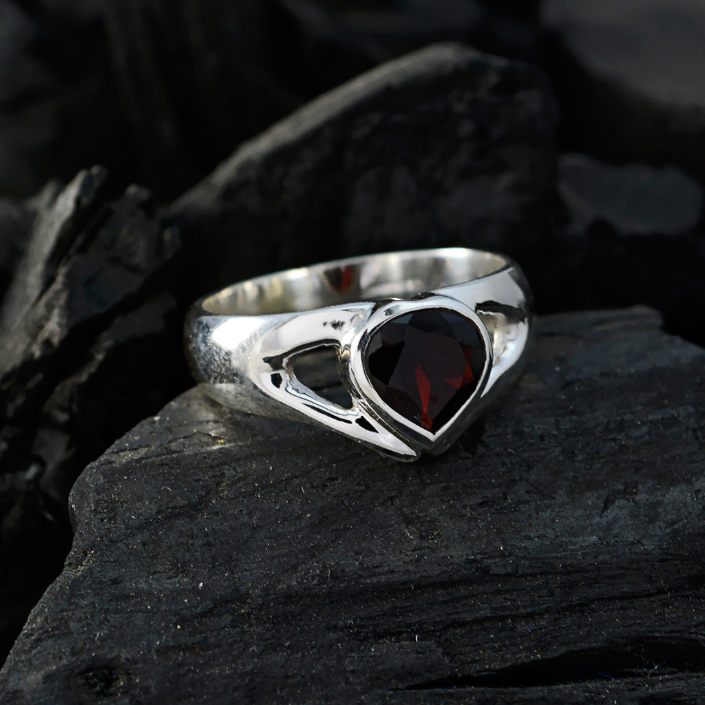 Garnet Solitaire African 92.5 Silver Red Gemstones Tiny Glamorous Ring Jewelry