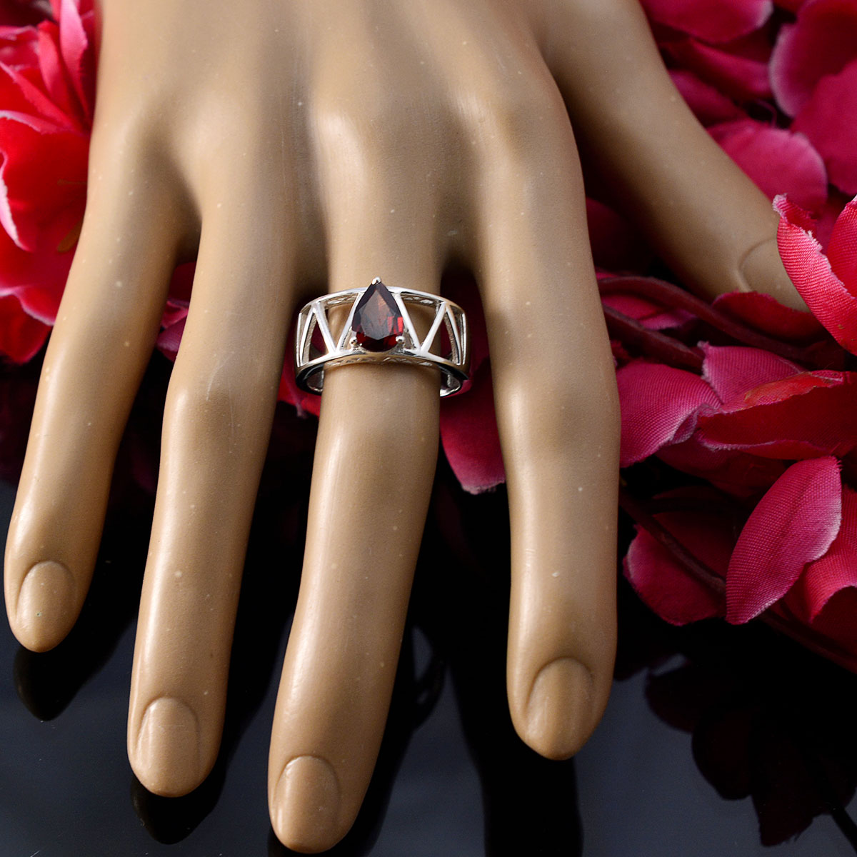 Garnet Solitaire African 925 Silver Red Gemstone Tiny Sophisticated Ring Jewelry