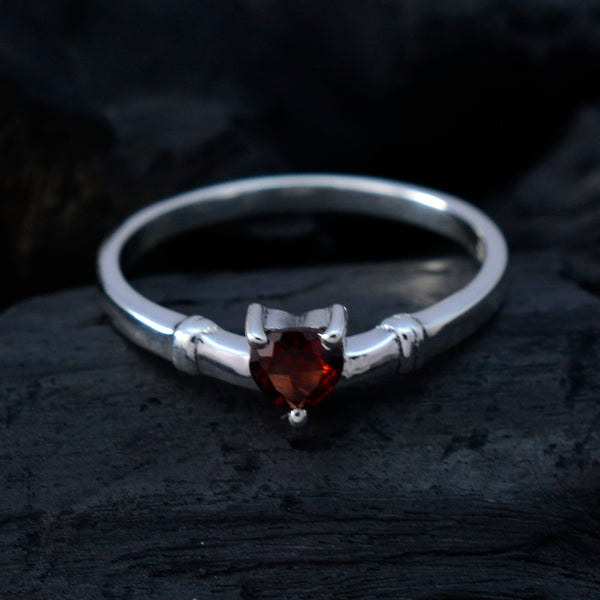 Garnet Solitaire American 92.5 Silver Red Gemstones Delicate Graceful Ring Jewellery