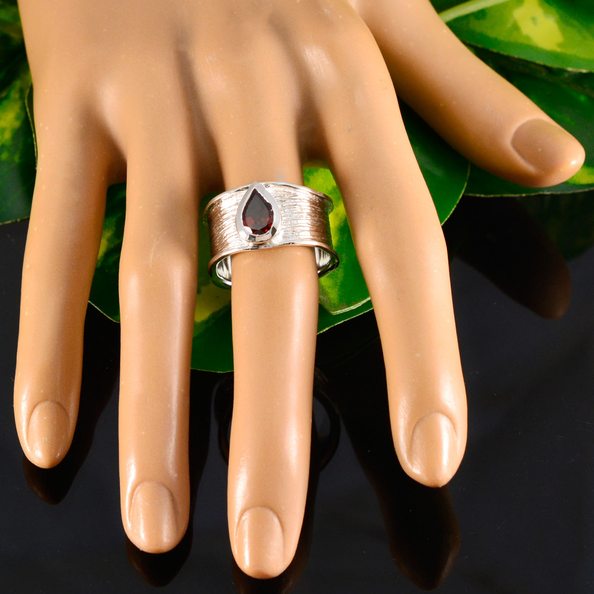 Garnet Solitaire Egyptian 925 Sterling Silver Red Gemstone Versatile Victorian Band Jewelry