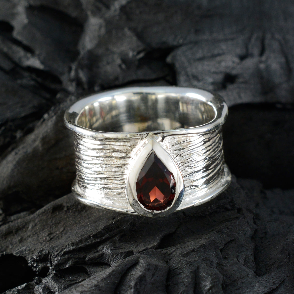 Garnet Solitaire Egyptian 925 Sterling Silver Red Gemstone Versatile Victorian Band Jewelry