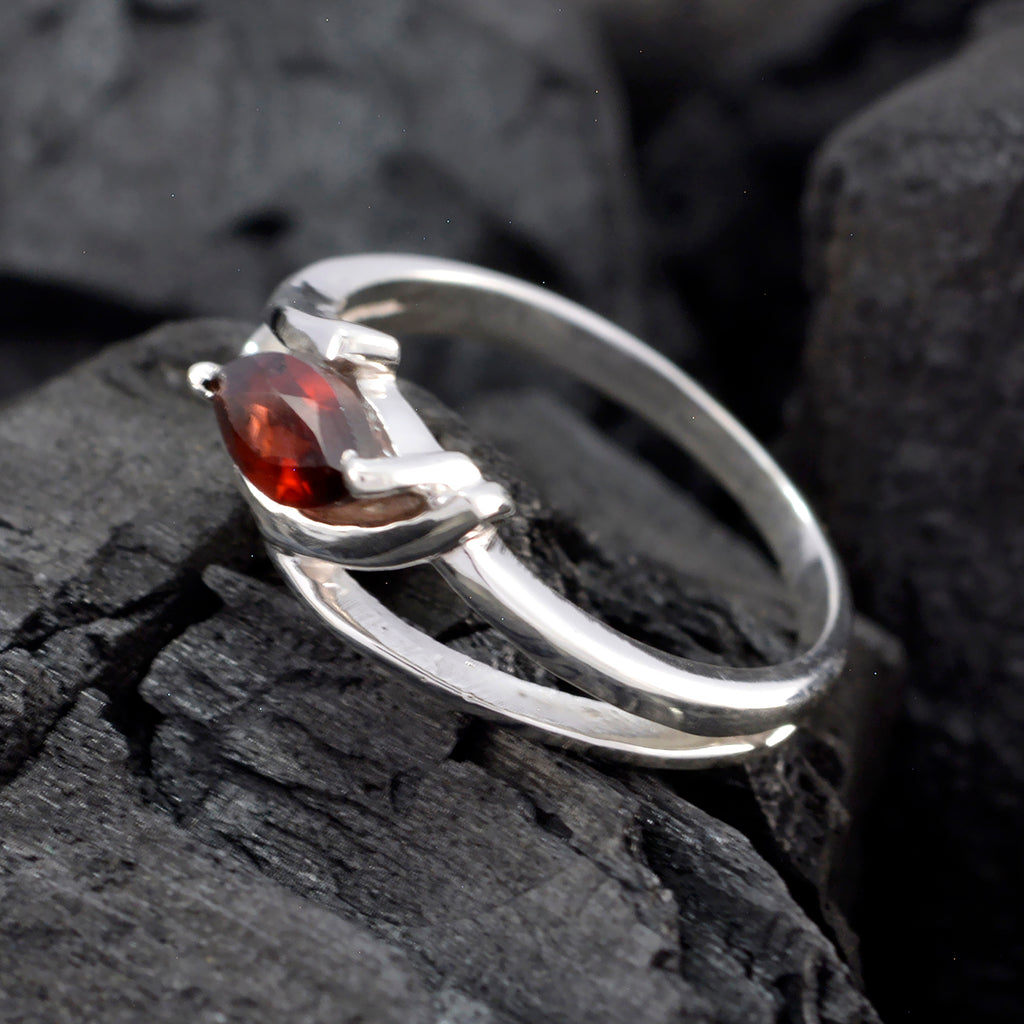 Garnet Solitaire American 92.5 Silver Red Gemstones Dainty Contemporary Ring Jewelry