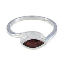 Garnet Solitaire Moroccan Silver Red Gemstone Featherlight Contemporary Ring Jewelry