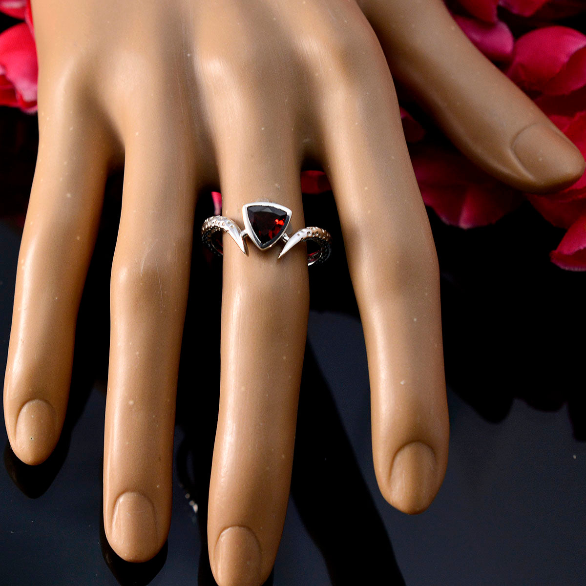 Garnet Solitaire Turkish 92.5 Silver Red Gemstones Whisper thin Retro Ring Jewellery